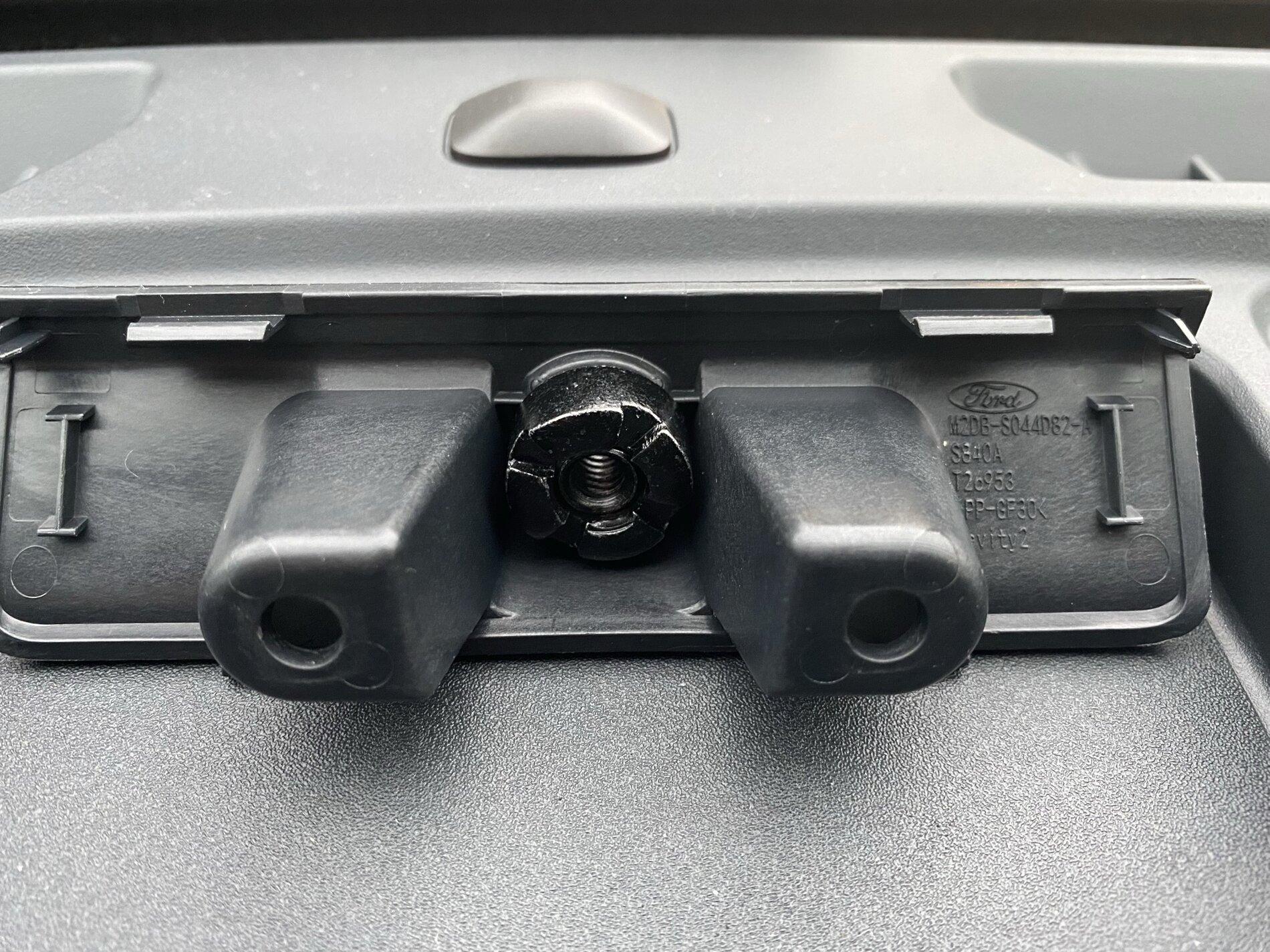 Ford Bronco The accessory ready dash mount is trash! 1654189912384