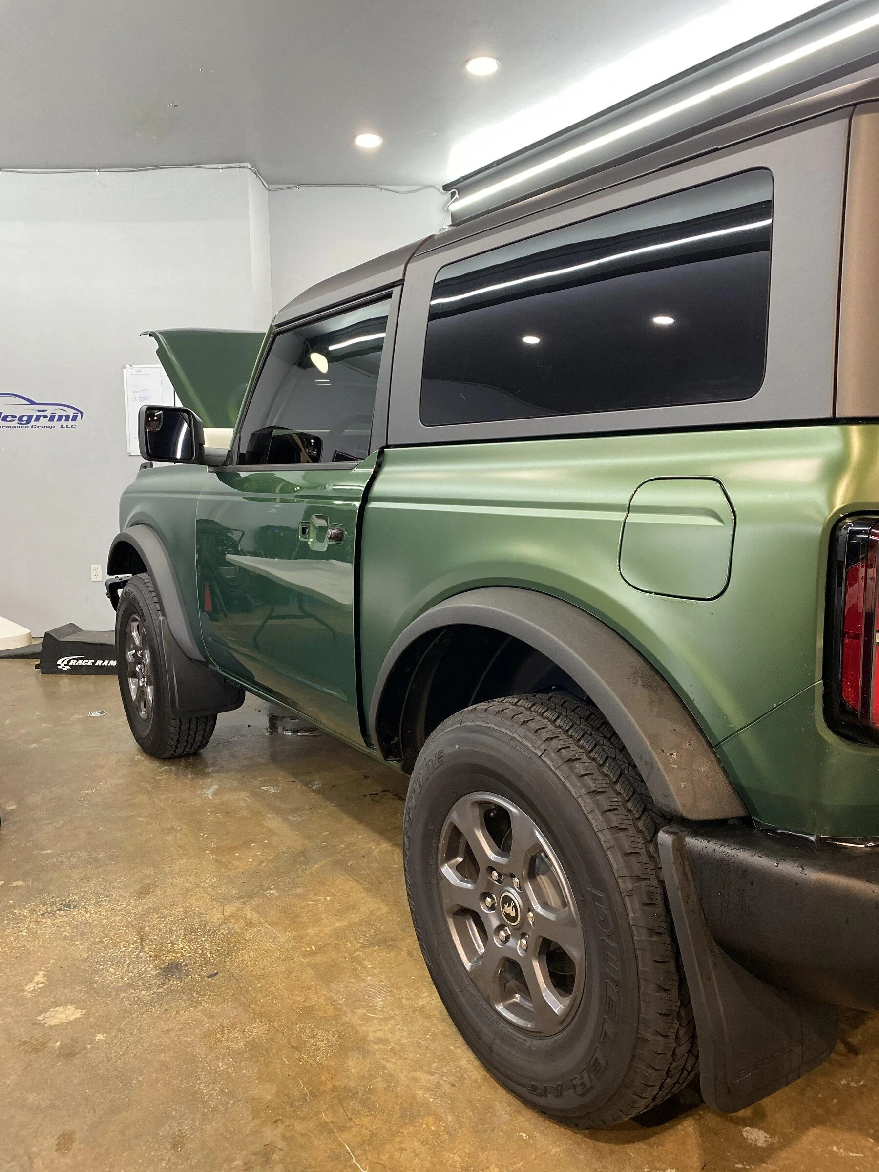 Ford Bronco ERUPTION GREEN Bronco Club CEBE16A1-984D-4760-BBC9-83E87B2B01E8