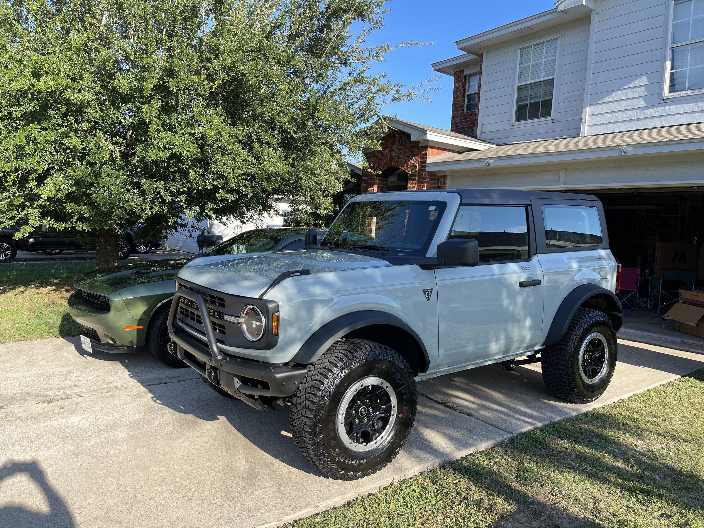 Ford Bronco 5/9 Build Week group. (ManSquatch Week) 05DC7089-A313-4F2B-8FA8-2840FE54BF19