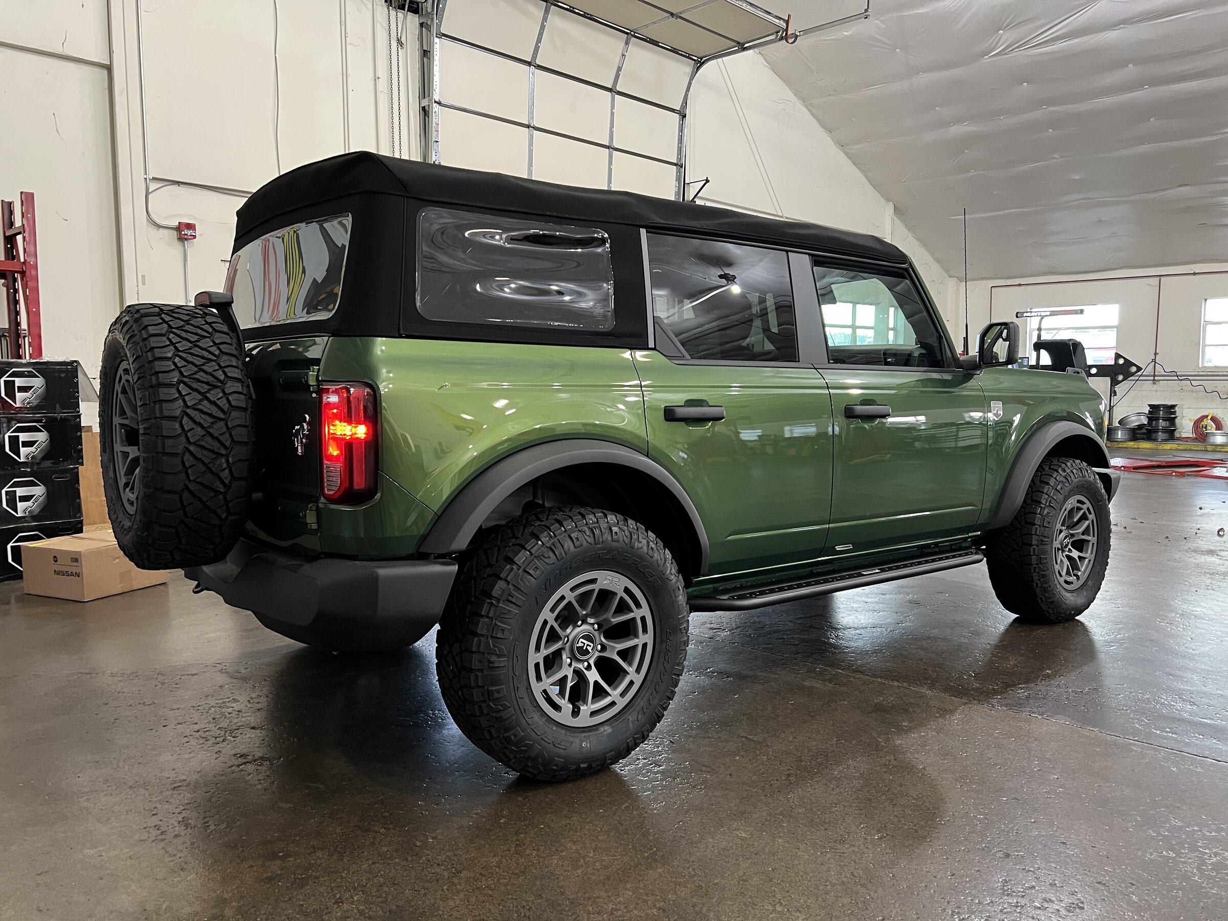 Ford Bronco 5/9 Build Week group. (ManSquatch Week) 628FC1EC-EBB1-4892-A335-7EBC2EBE2207