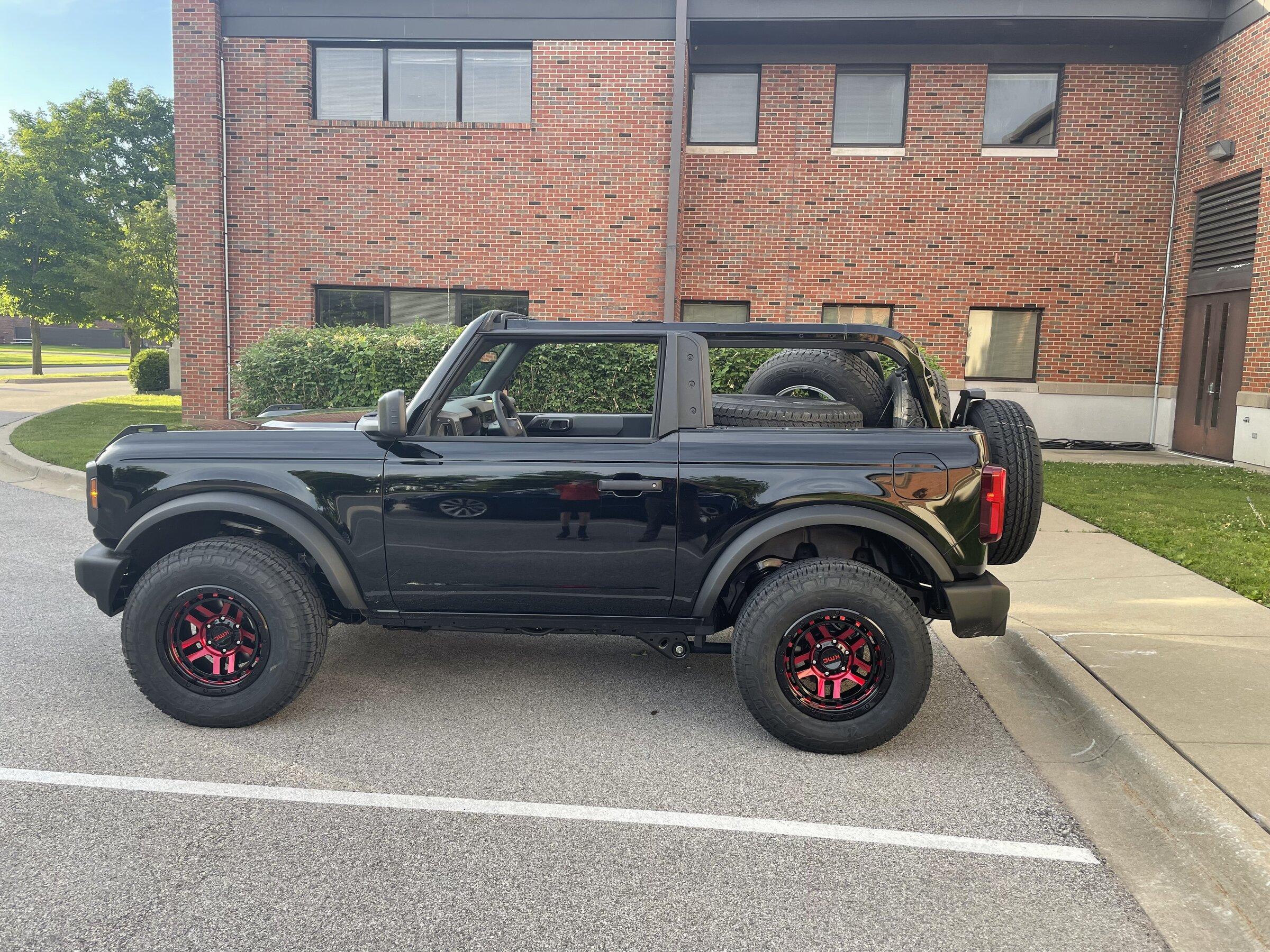 Ford Bronco 5/2/22 Build Week Group 6D94DBE2-5763-4E6D-915E-BBCDAFB403B3