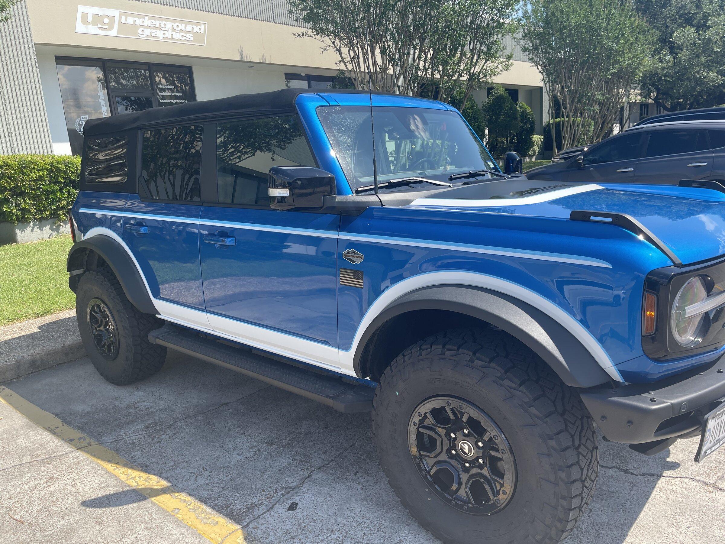 Ford Bronco Wildtrak wrapped with decal designs! 15ABEEF3-775D-48FF-886C-3C4A4B20B41F