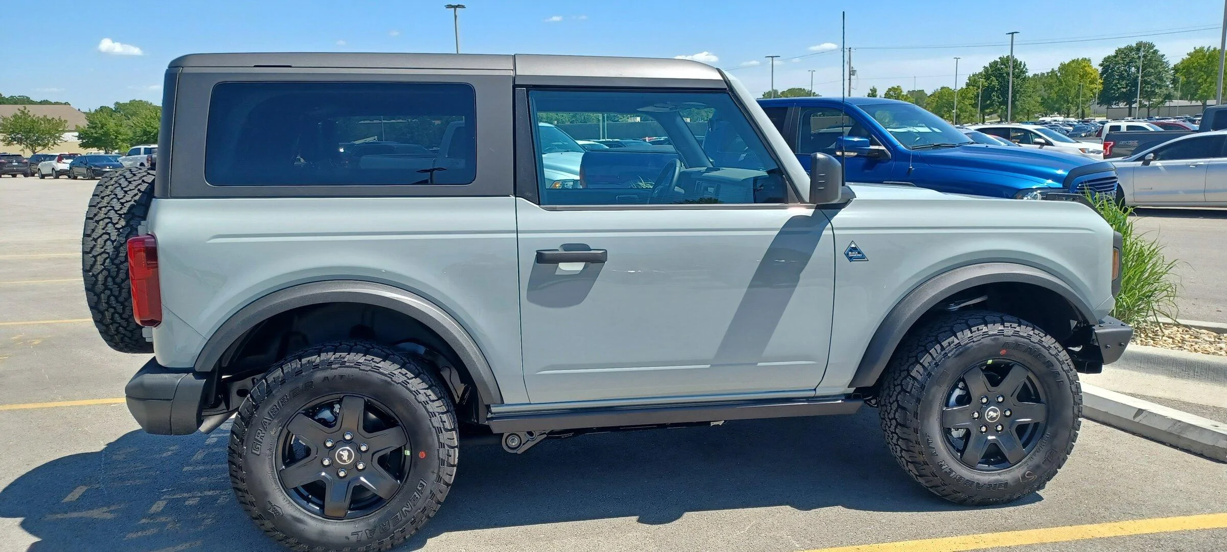 Ford Bronco 2 Door Black Diamond with Optional Wheels 20220603_144644