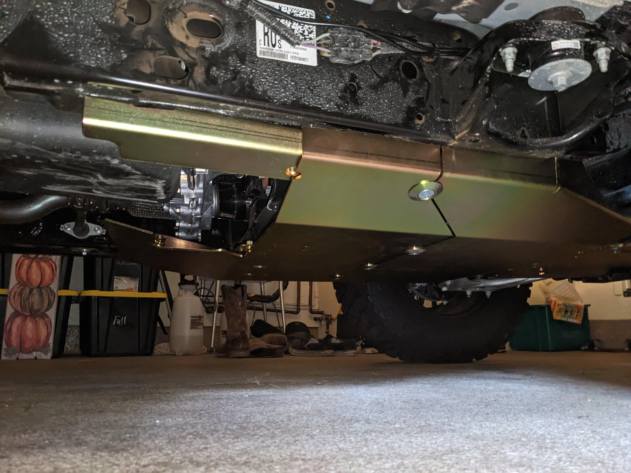 Ford Bronco Snacktime's Metalcloak Undercloak armor skidplates - install/dents/wear and tear PXL_20220604_010303599