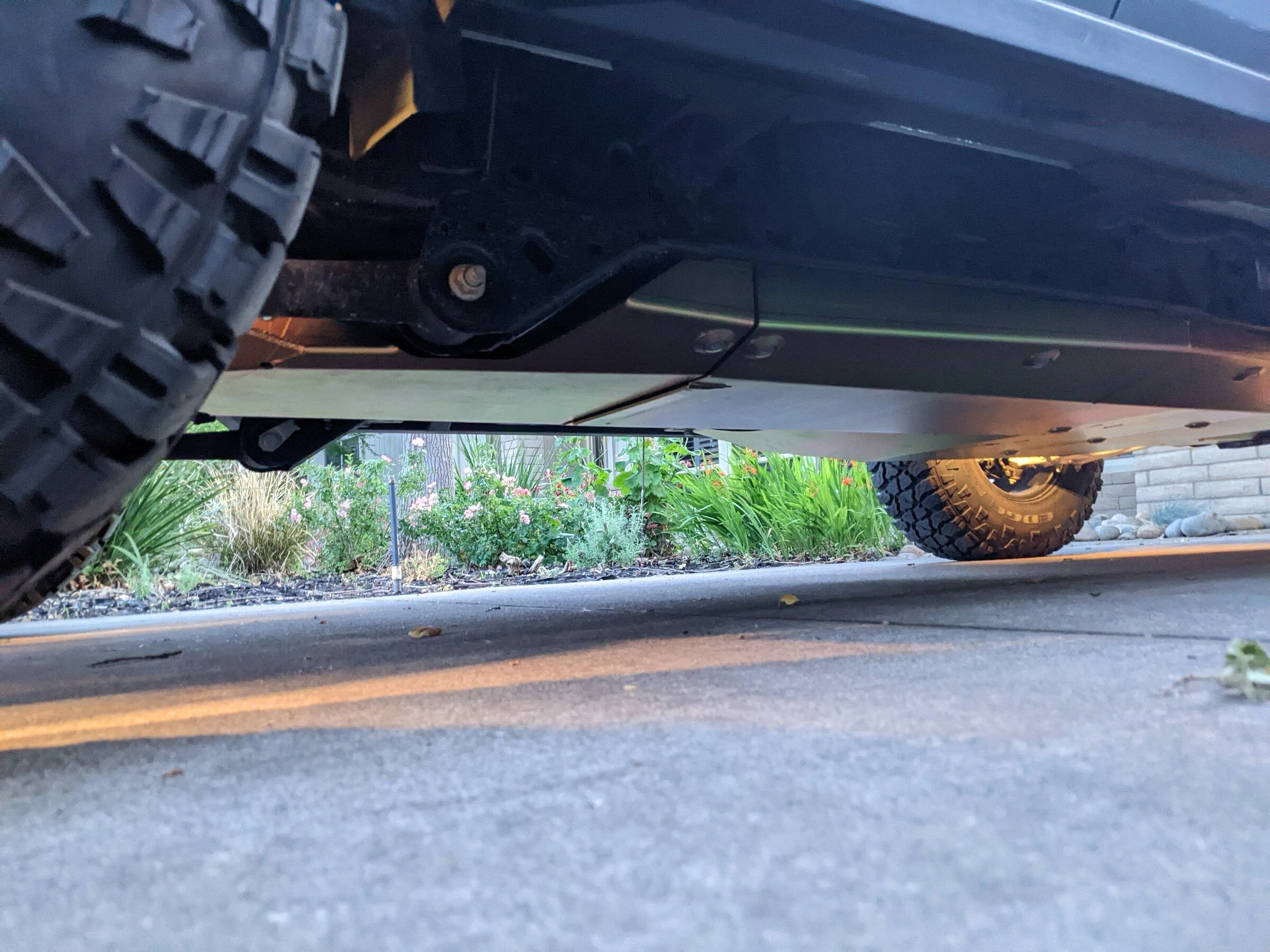 Ford Bronco Snacktime's Metalcloak Undercloak armor skidplates - install/dents/wear and tear PXL_20220604_031609344.MP