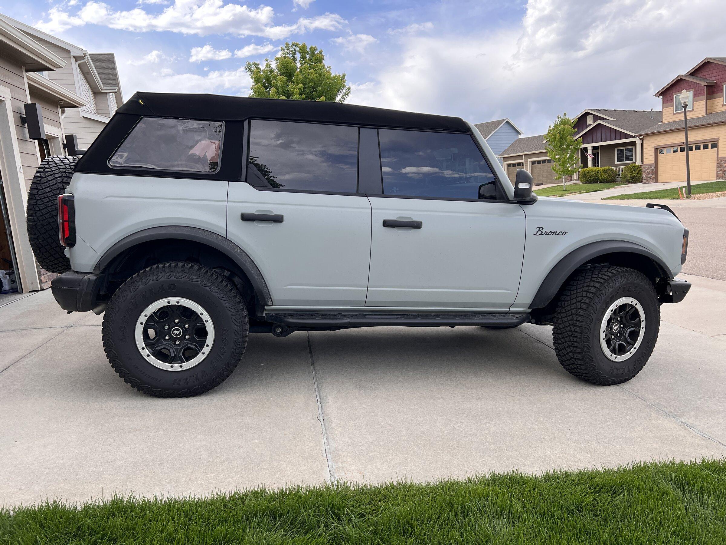 Ford Bronco Installed the Bestop Trektop today. A9A10B5E-4DF0-4FC7-BAA7-99D70CFD7143