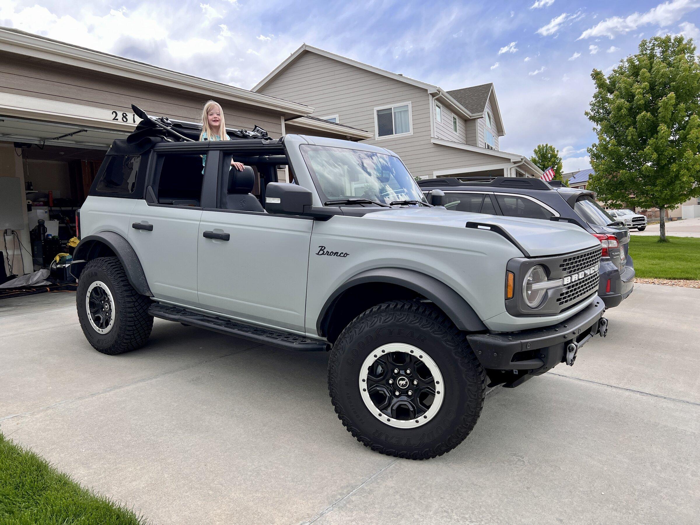 Ford Bronco Installed the Bestop Trektop today. 5AAF3380-E59A-4A47-AAA4-A6E4B2B1C752