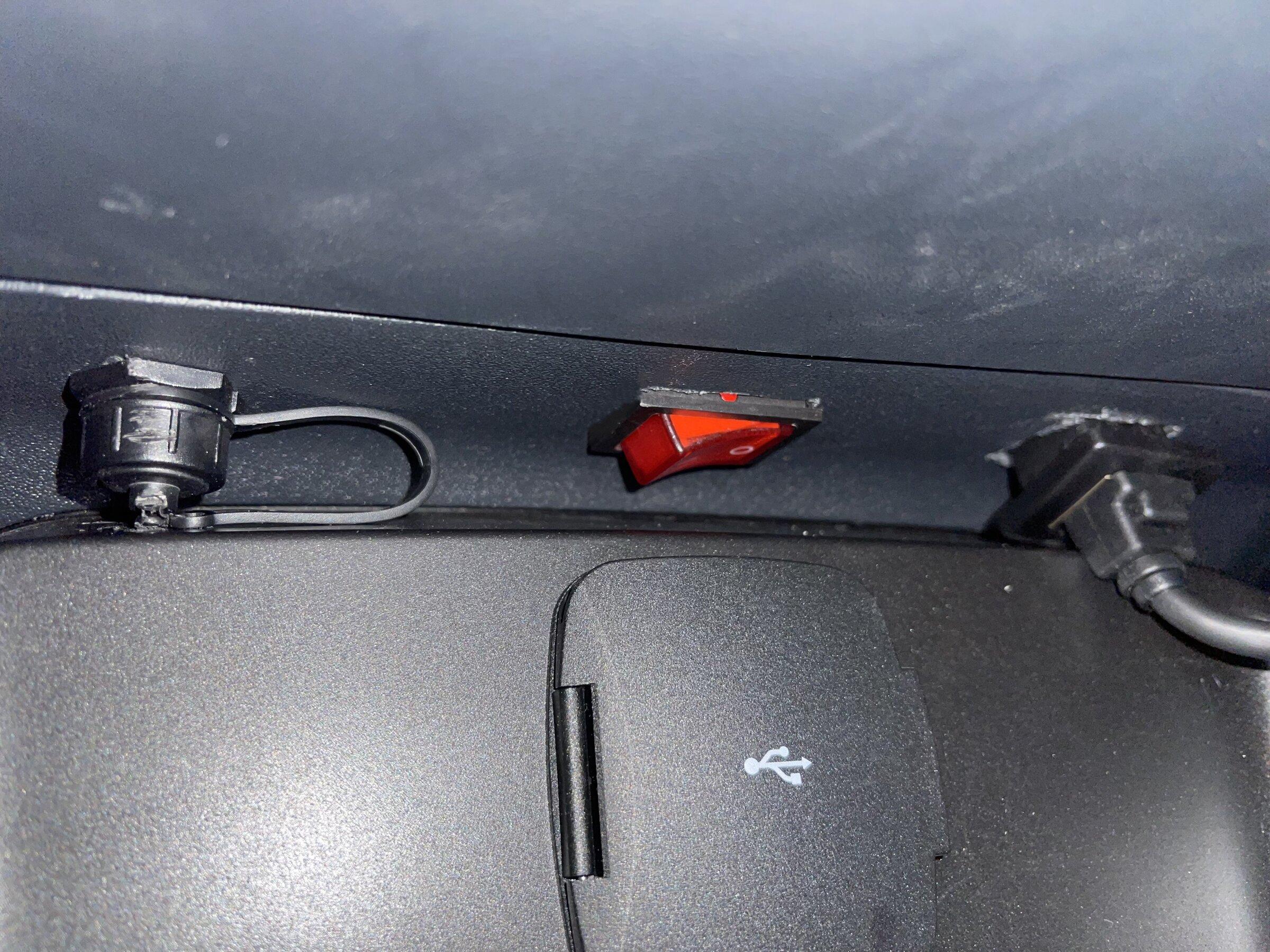 Ford Bronco Super Clean GMRS Radio Install! CC831A54-2C7C-47B2-9EF5-5A8887B1F33C