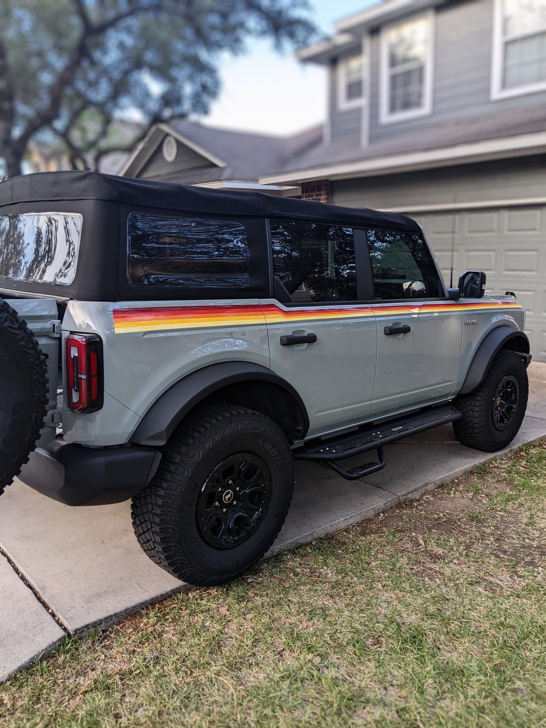 Ford Bronco CACTUS GRAY Bronco Club bronco5