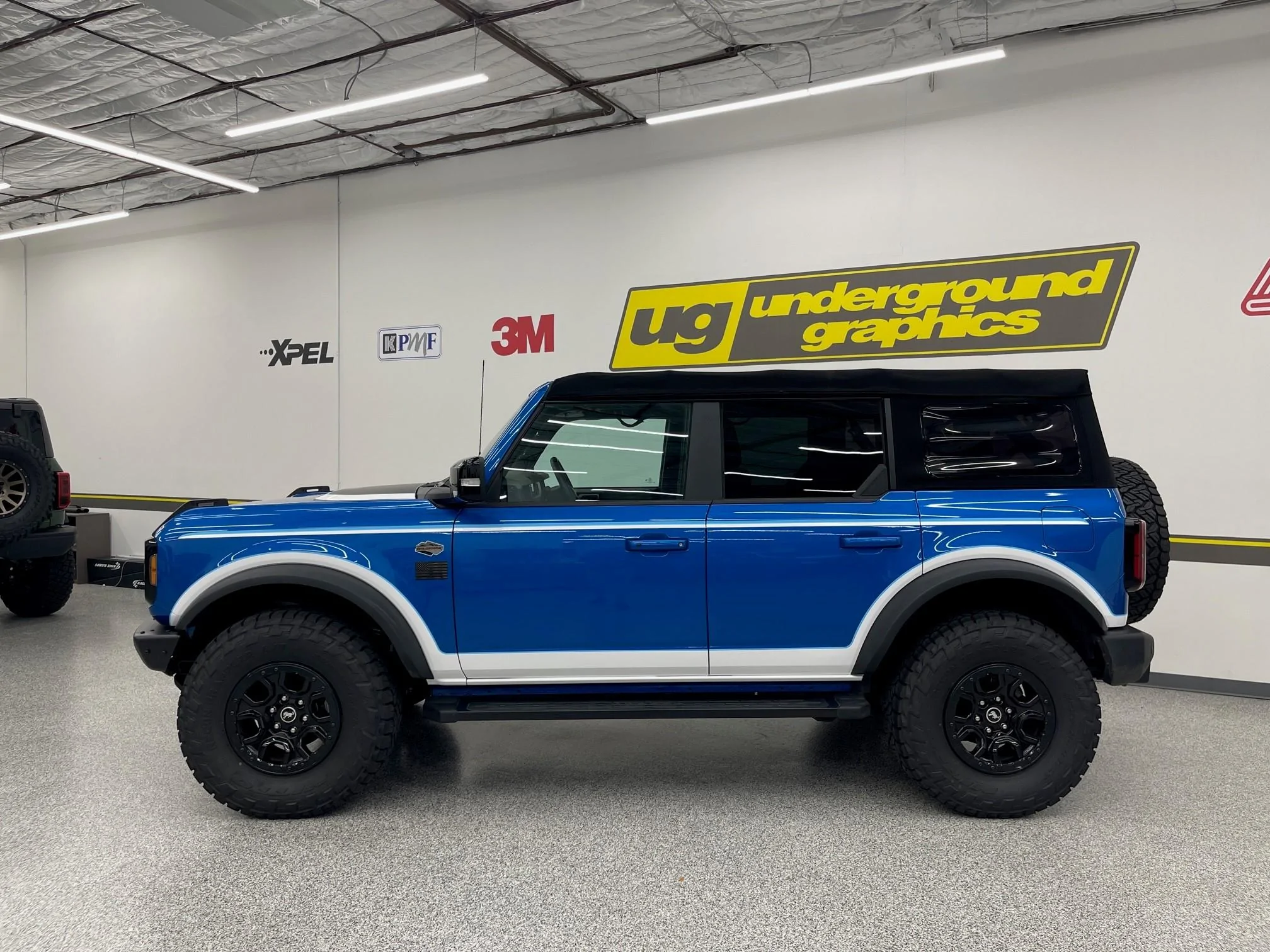 Ford Bronco Wildtrak wrapped with decal designs! Richard 05