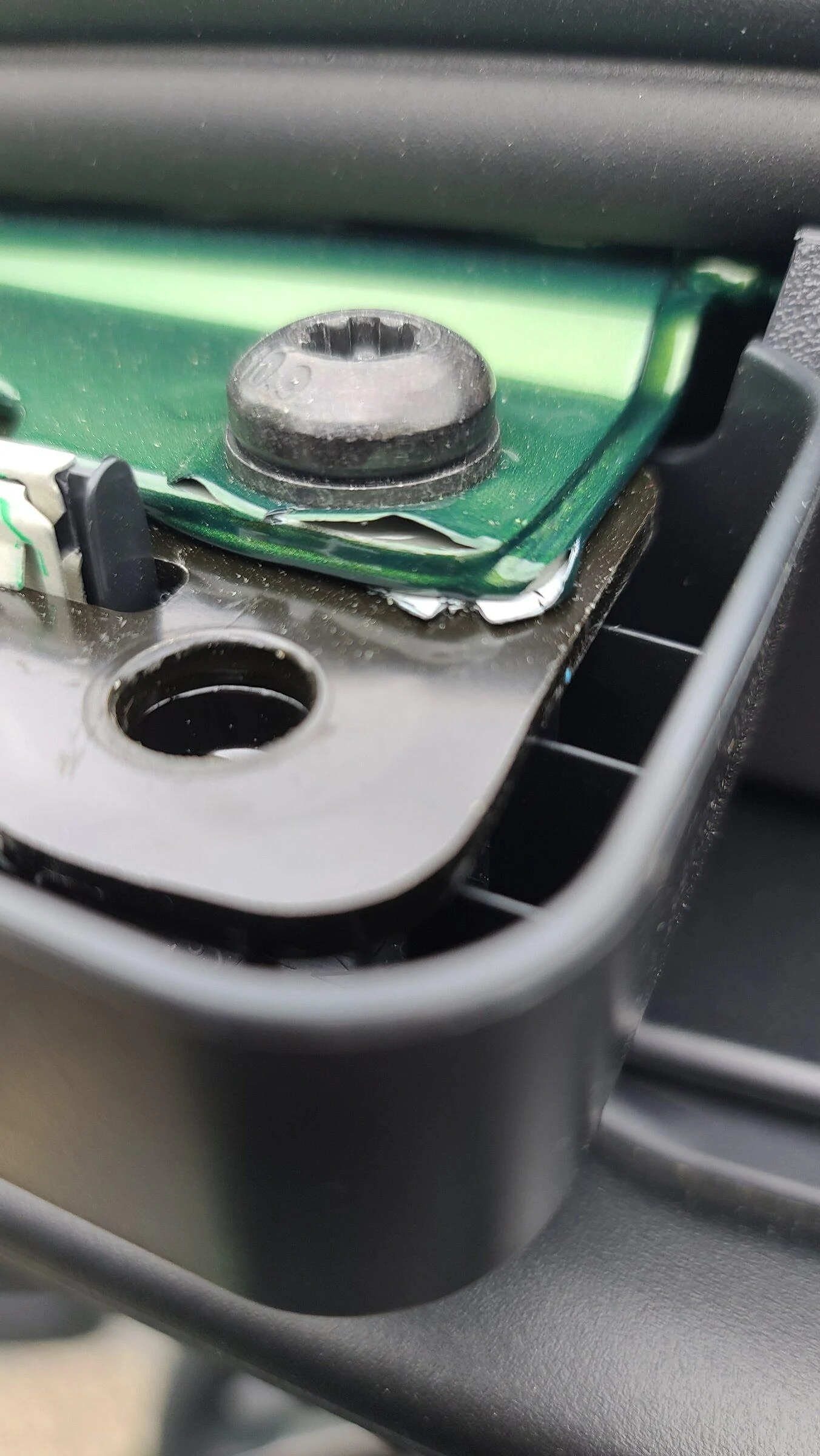 Ford Bronco Anyone else have this problem at the soft top clamp brackets? 20220524_120359