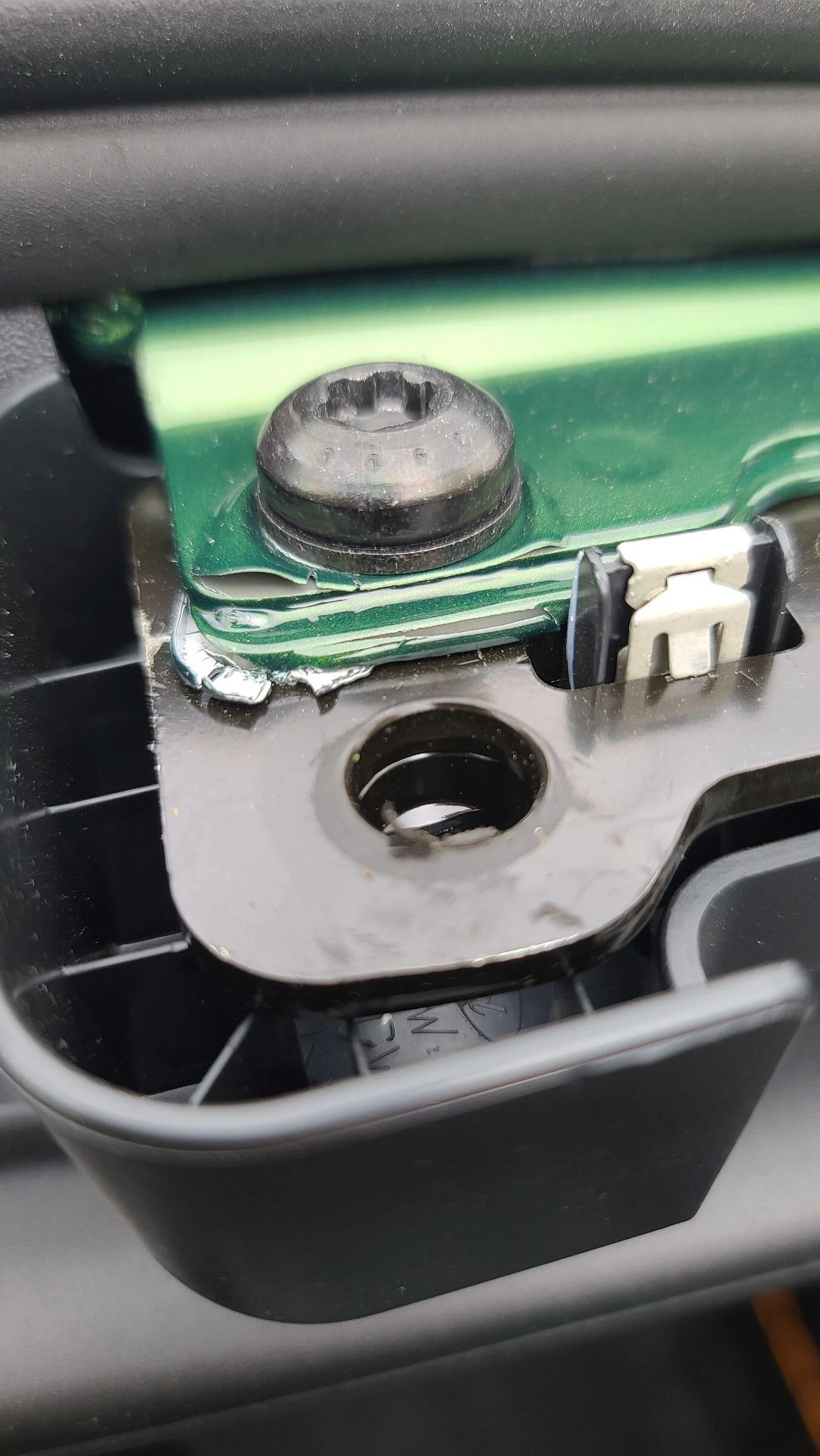 Ford Bronco Anyone else have this problem at the soft top clamp brackets? 20220524_120355