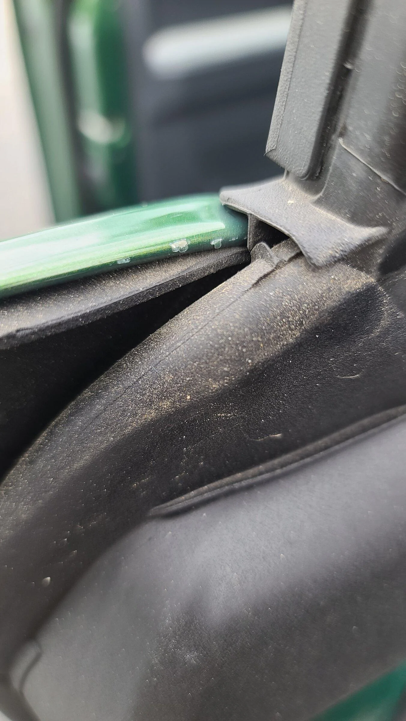 Ford Bronco Anyone else have this problem at the soft top clamp brackets? 20220524_120728