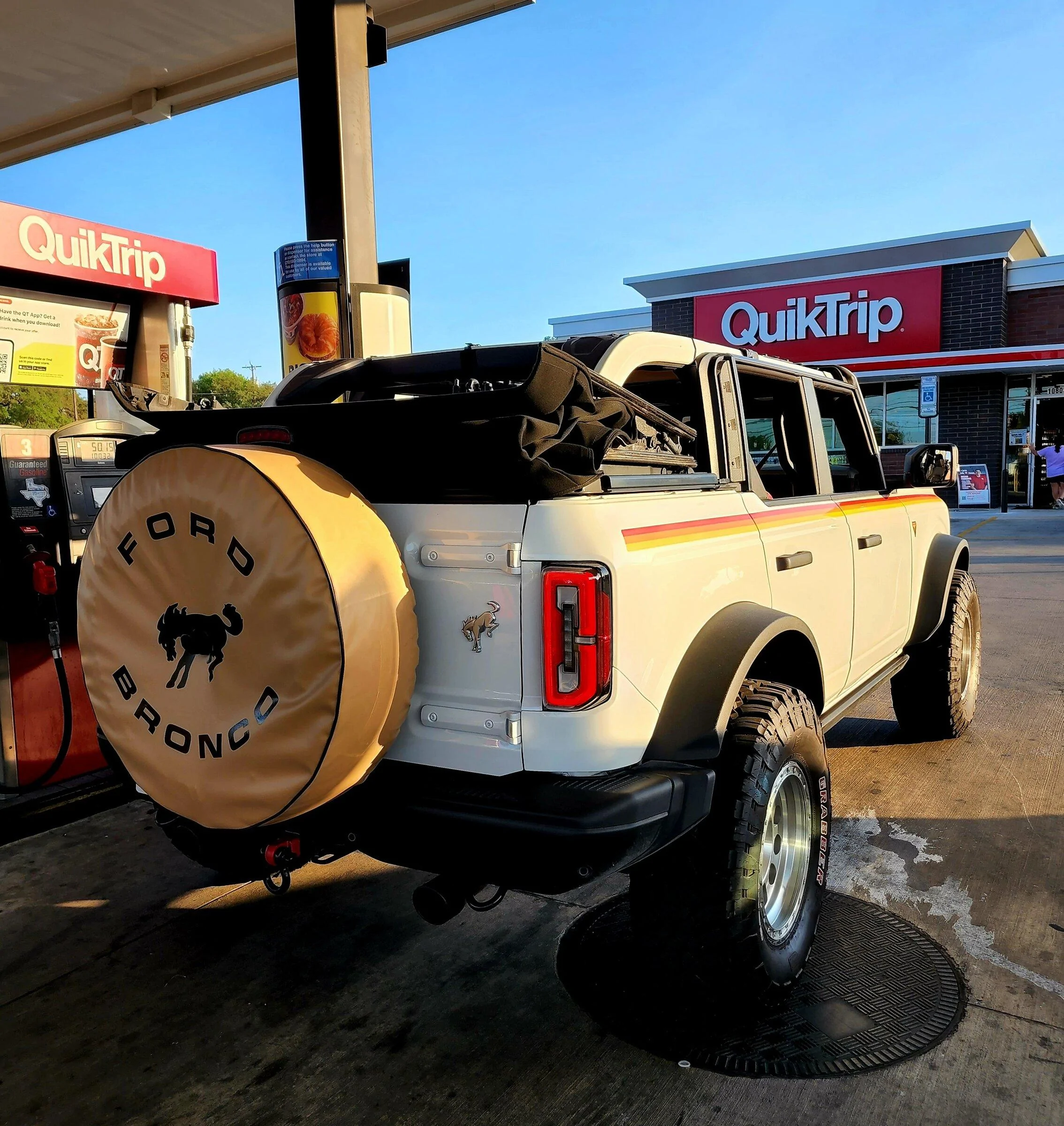Ford Bronco Show us your installed wheel / tire upgrades here! (Pics) 20220605_193649