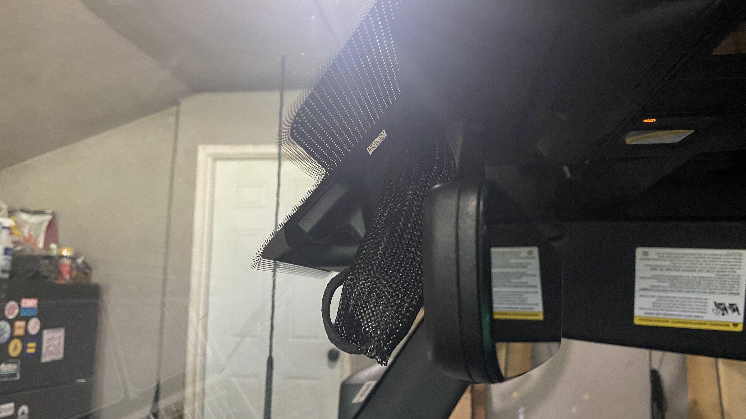 Ford Bronco Rearview Mirror w/HomeLink B25E030D-FD13-4F6A-8907-EBD59285CCE9