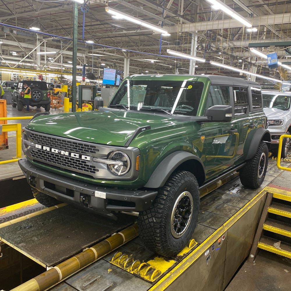 Never got your assembly line photo? Maybe someone has a match! | Page ...