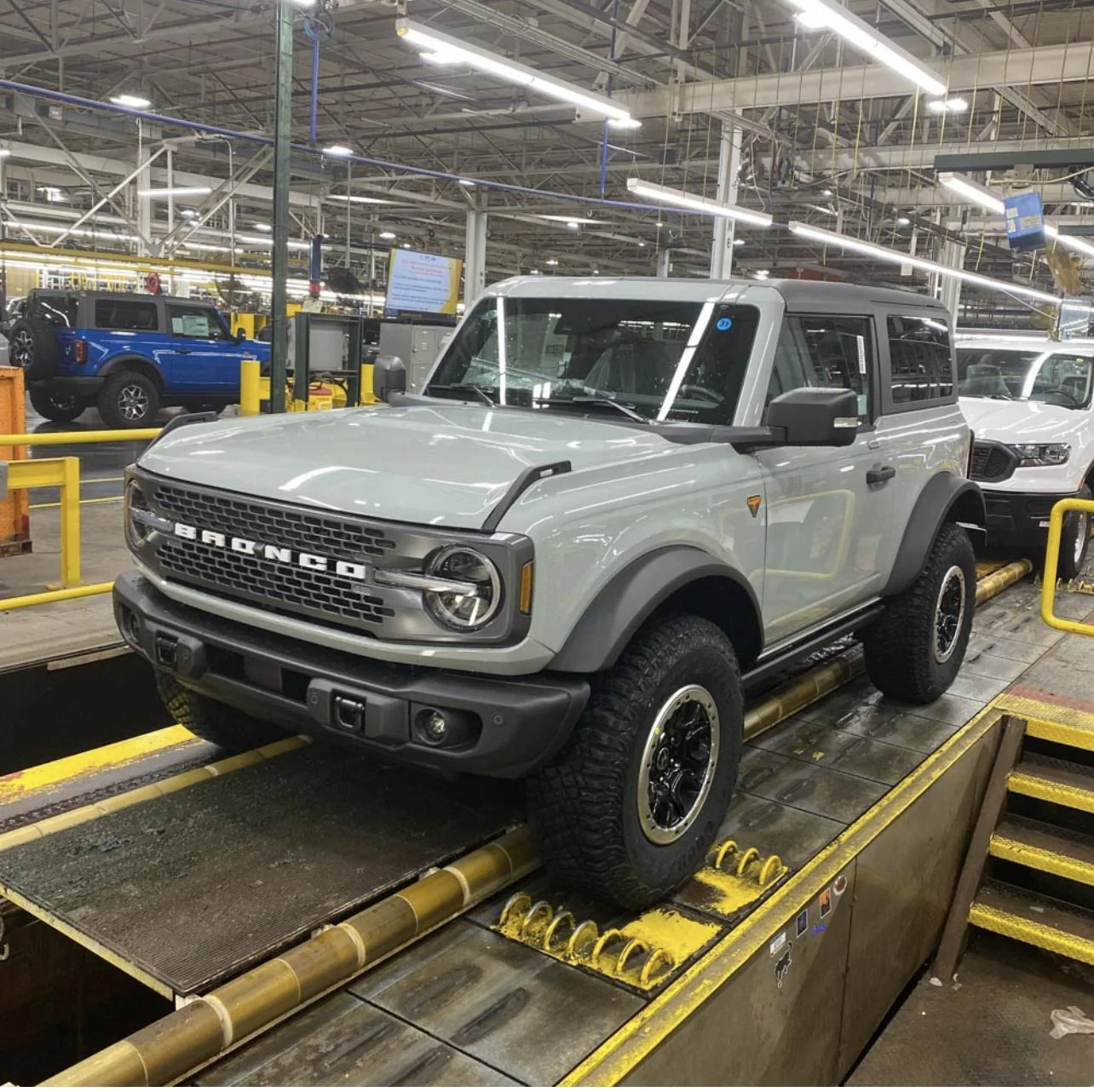 Ford Bronco 05/30/2022 Build Week Group 1654729785964