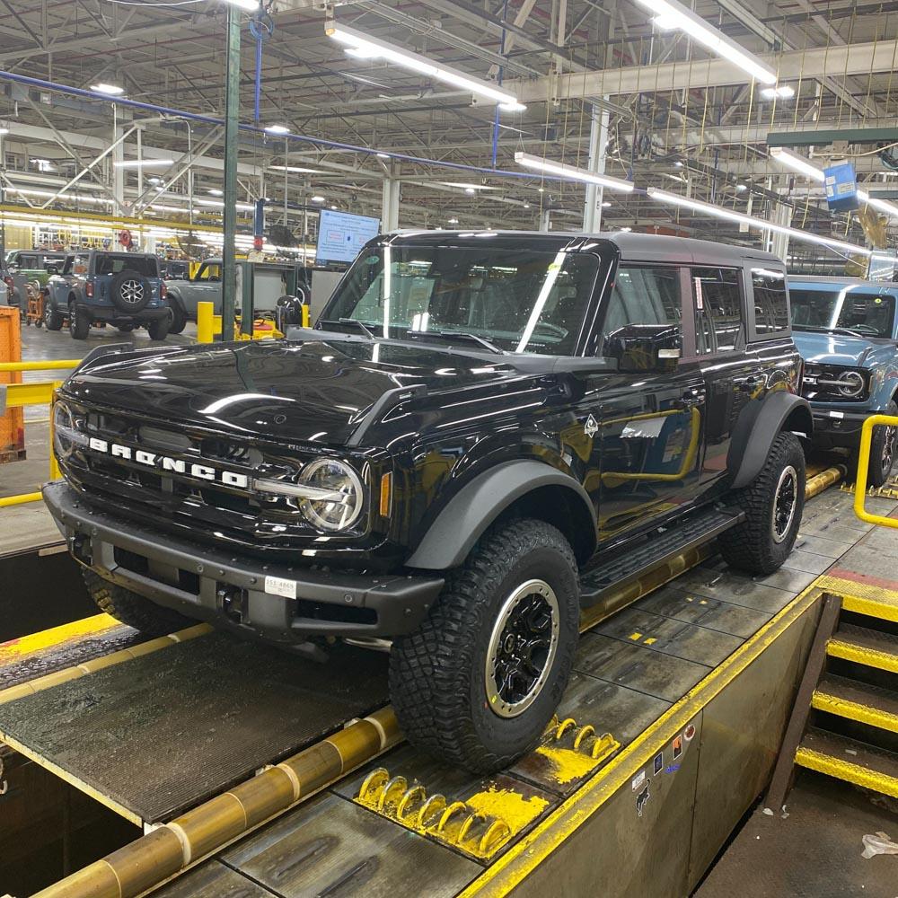 Ford Bronco 05/30/2022 Build Week Group image