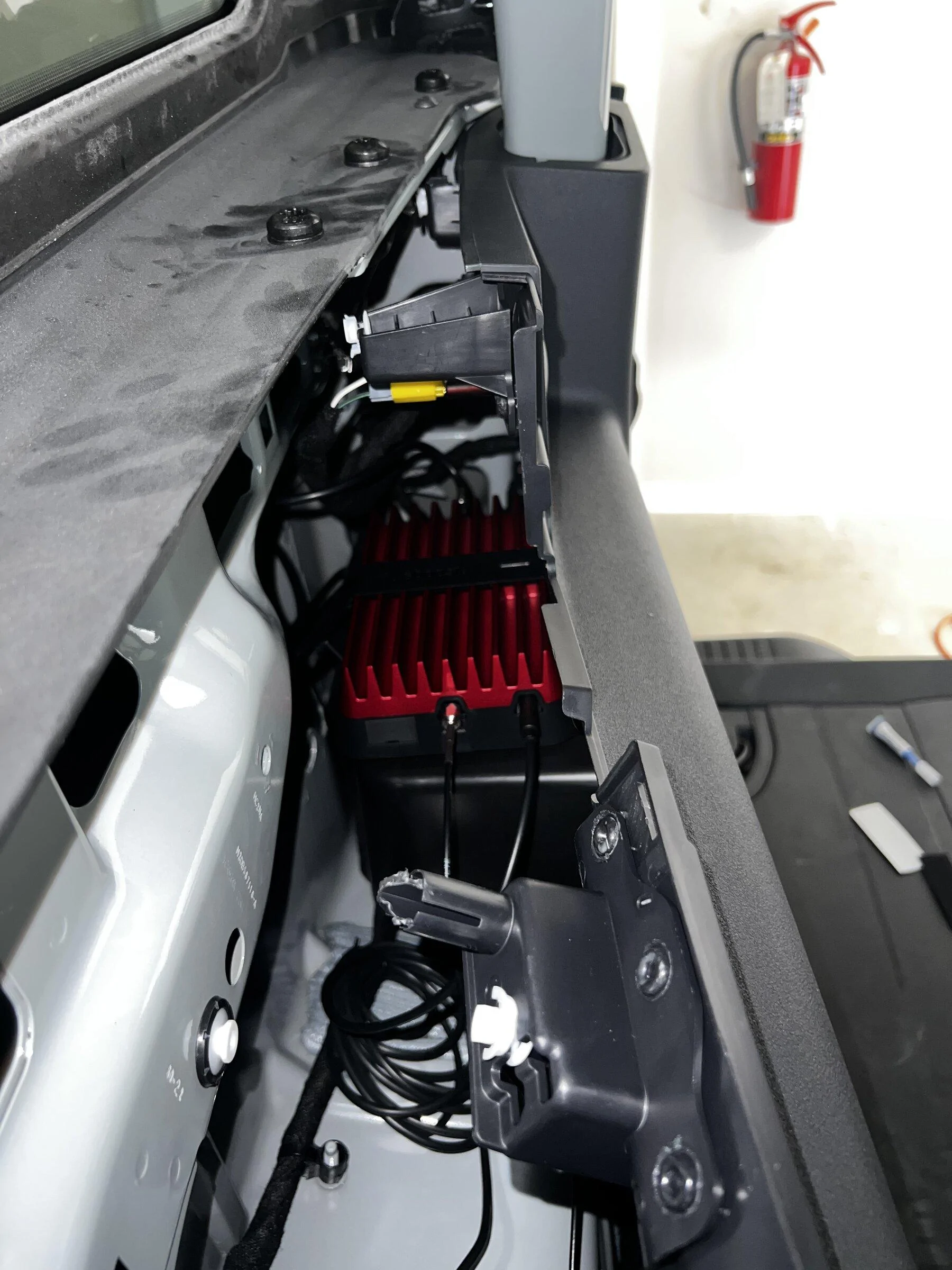 Ford Bronco Clean No Drill Weboost Install (with pictures) 357E5AAC-F0A5-4C79-A17A-165C1AD8626D