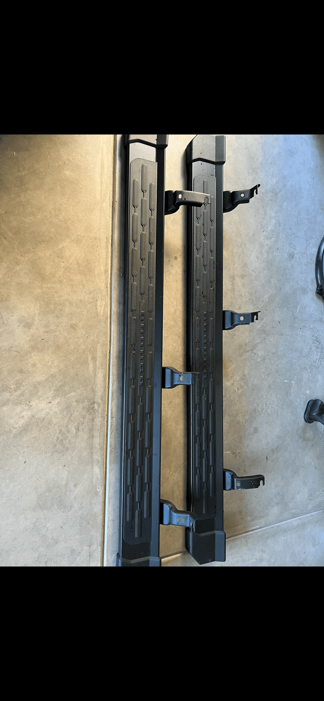 Ford Bronco Bronco Tube Step Bars 21-22 E12C1A62-150A-47C5-AB5D-33D1BF55ABE9