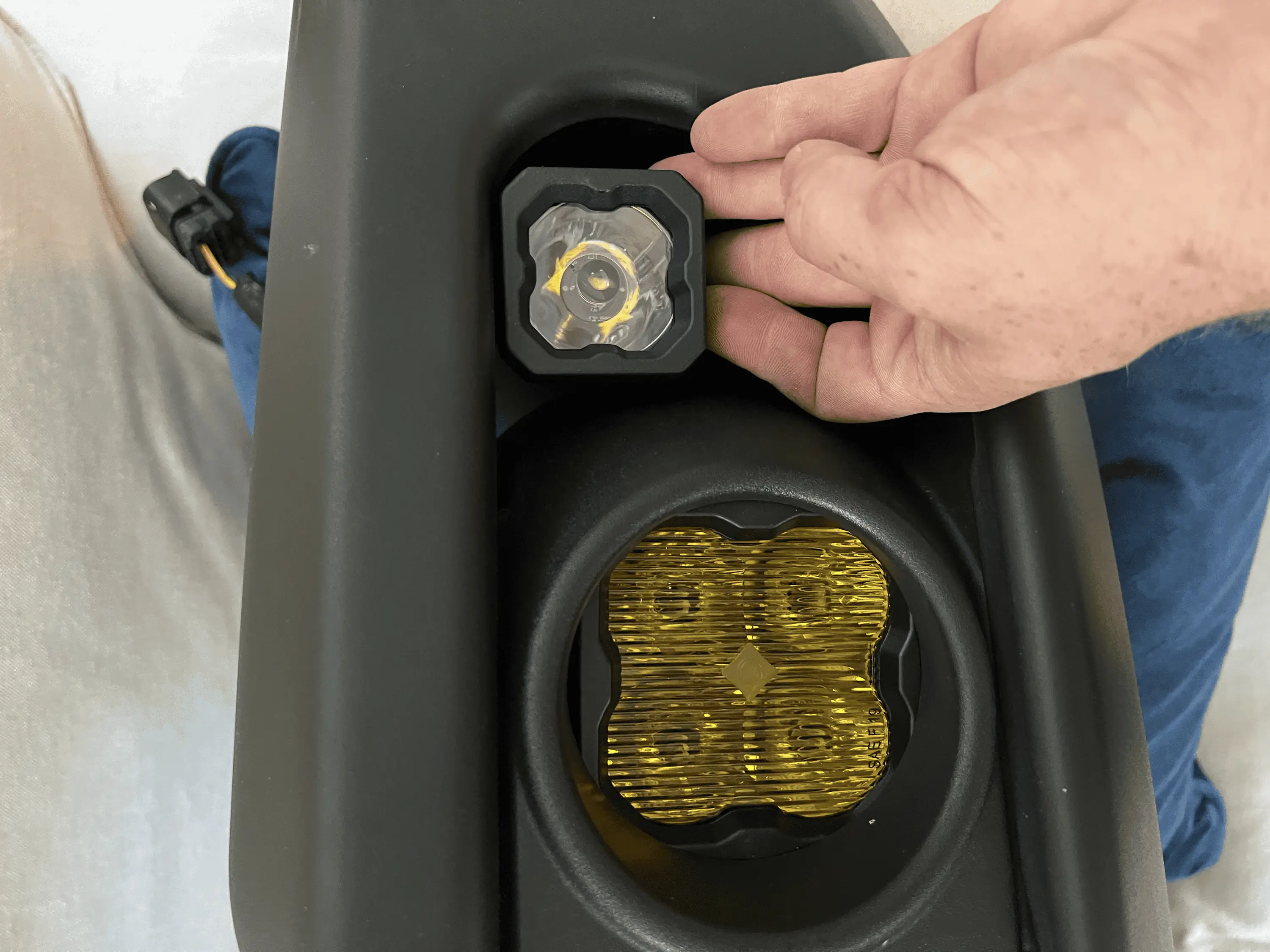 Ford Bronco How to replace fog lights on Capable Bumper? tempImageUN09ua