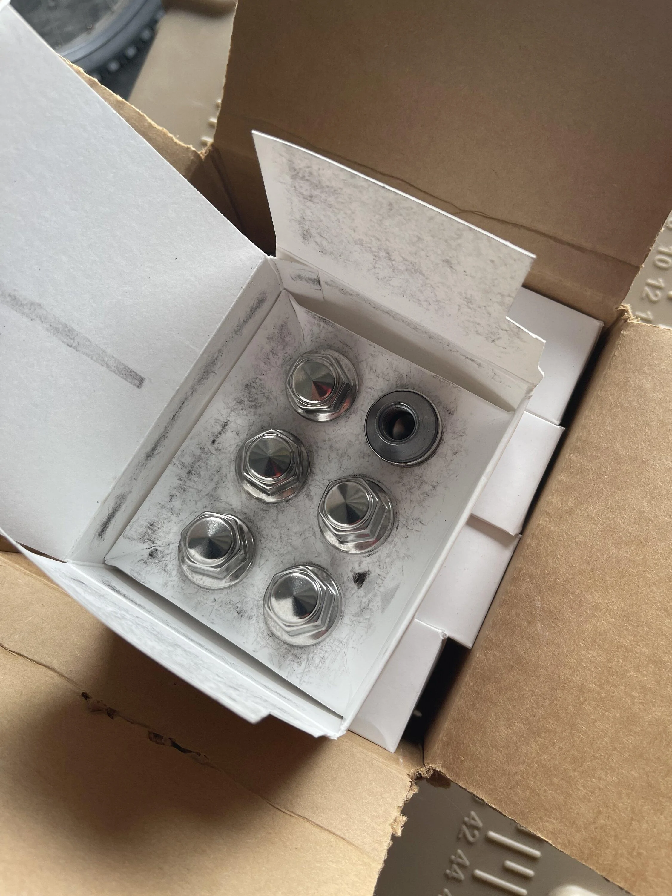 Ford Bronco Lug Nuts 3EBBF16E-E630-4ABF-A79B-BD31AA9831CD