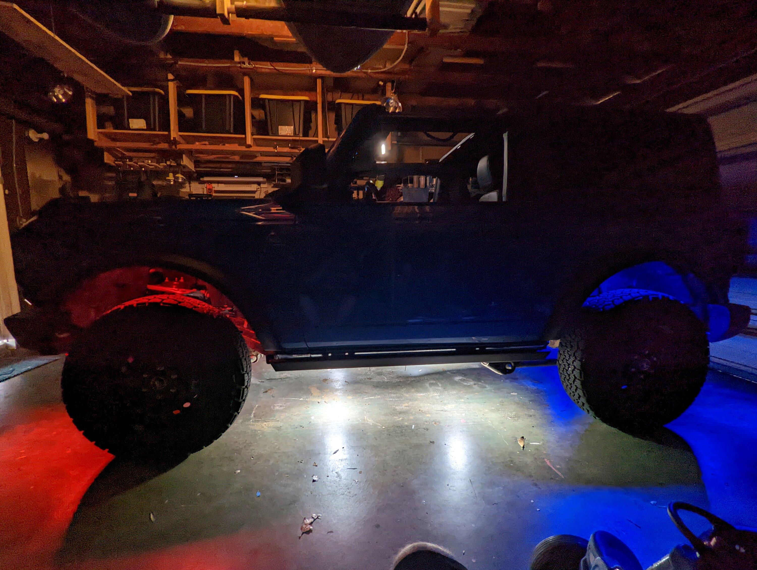 Ford Bronco Anyone installed Rock lights? PXL_20220611_203603046.MOTION-02.ORIGINAL