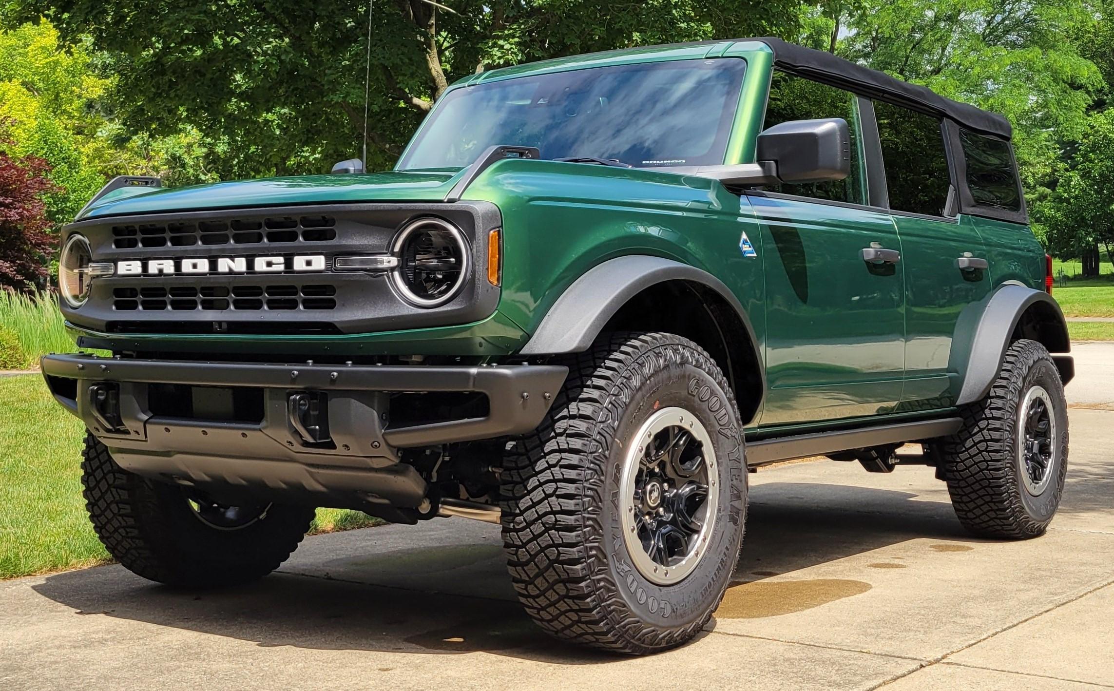 Ford Bronco Daniel Boone Backcountry Byway 52138965170_c12f3ecaea_o
