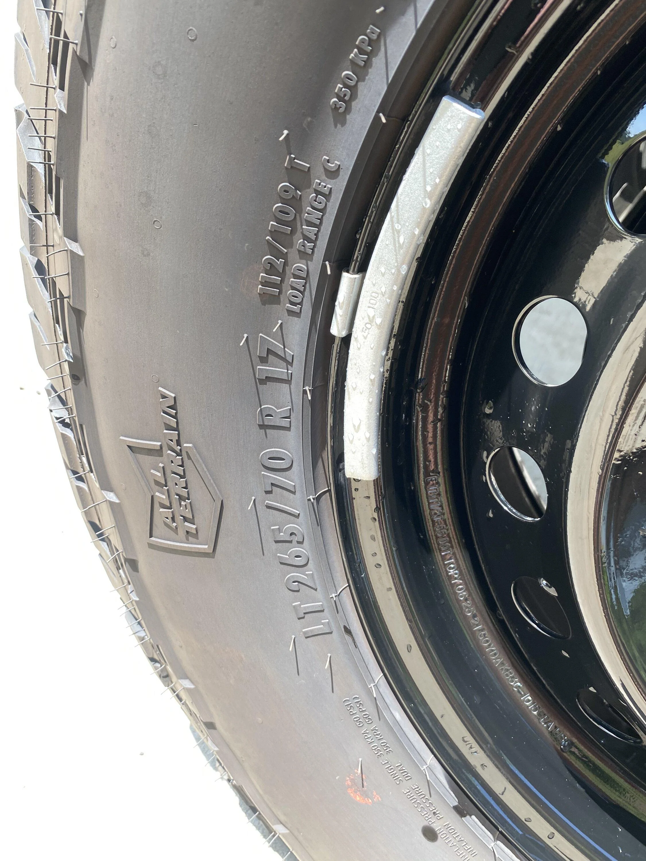 Ford Bronco 5 Black Diamond Wheels/Tires 7F93B6B3-C158-468B-9E25-CBC8DD6E8EEE