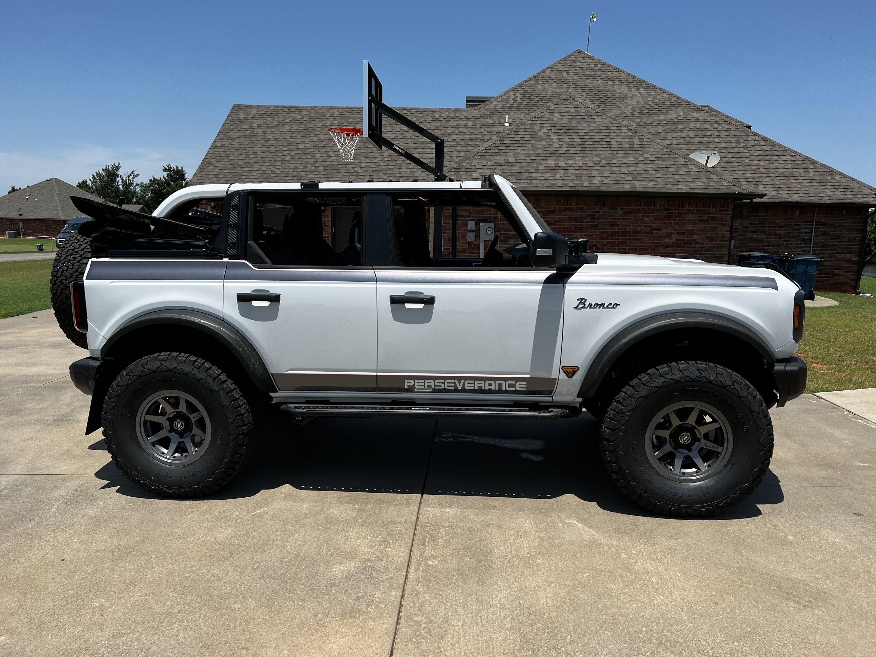 Ford Bronco BadSquatch Perseverance Build with 3” Lift and 37s 59666539-7D8A-4945-A618-91C0C9F2F8AD