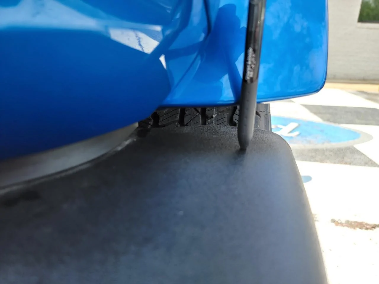 right side.jpg