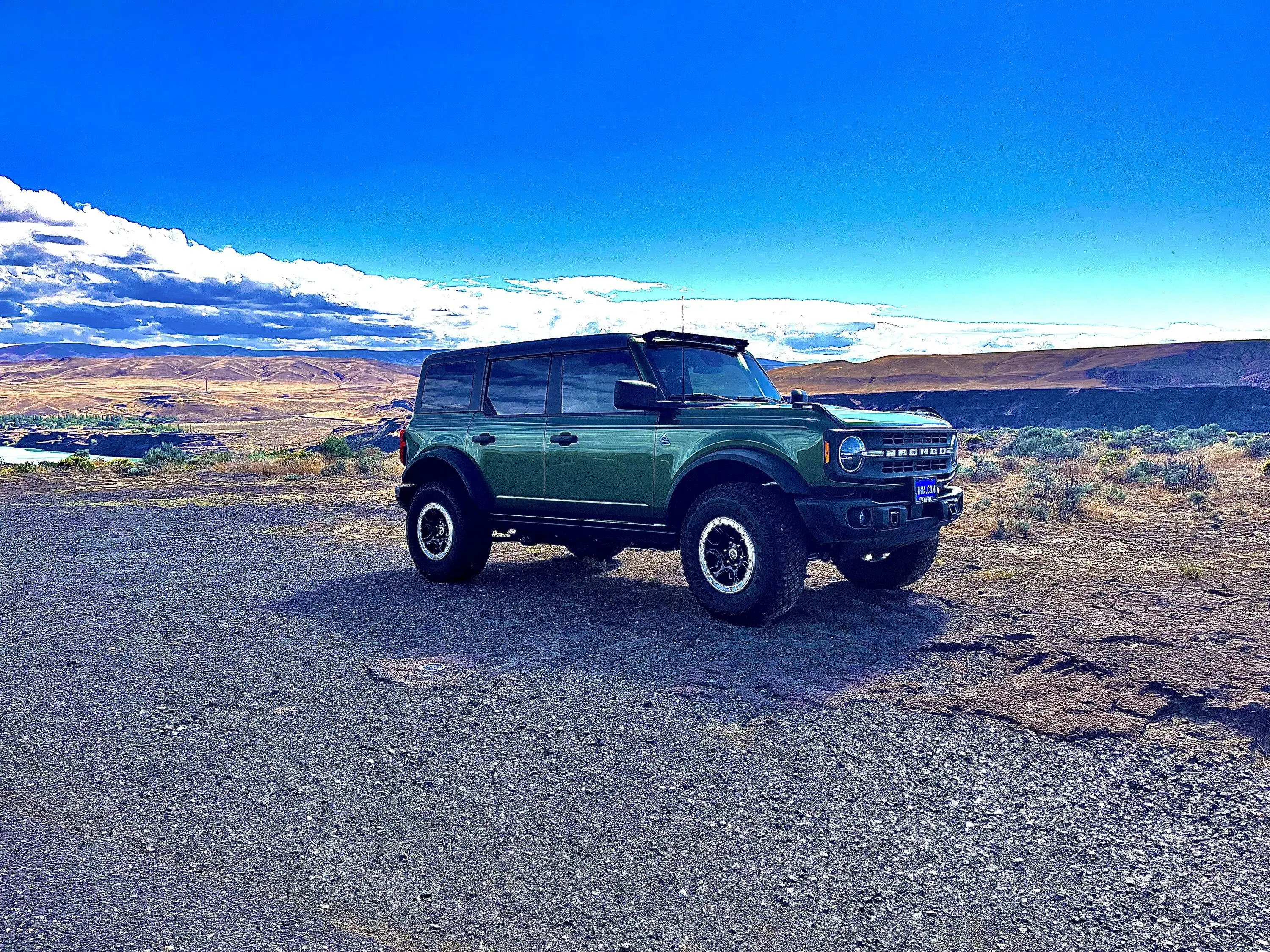 Ford Bronco ERUPTION GREEN Bronco Club A584BA71-9620-4C1C-A1D0-3C216A712594