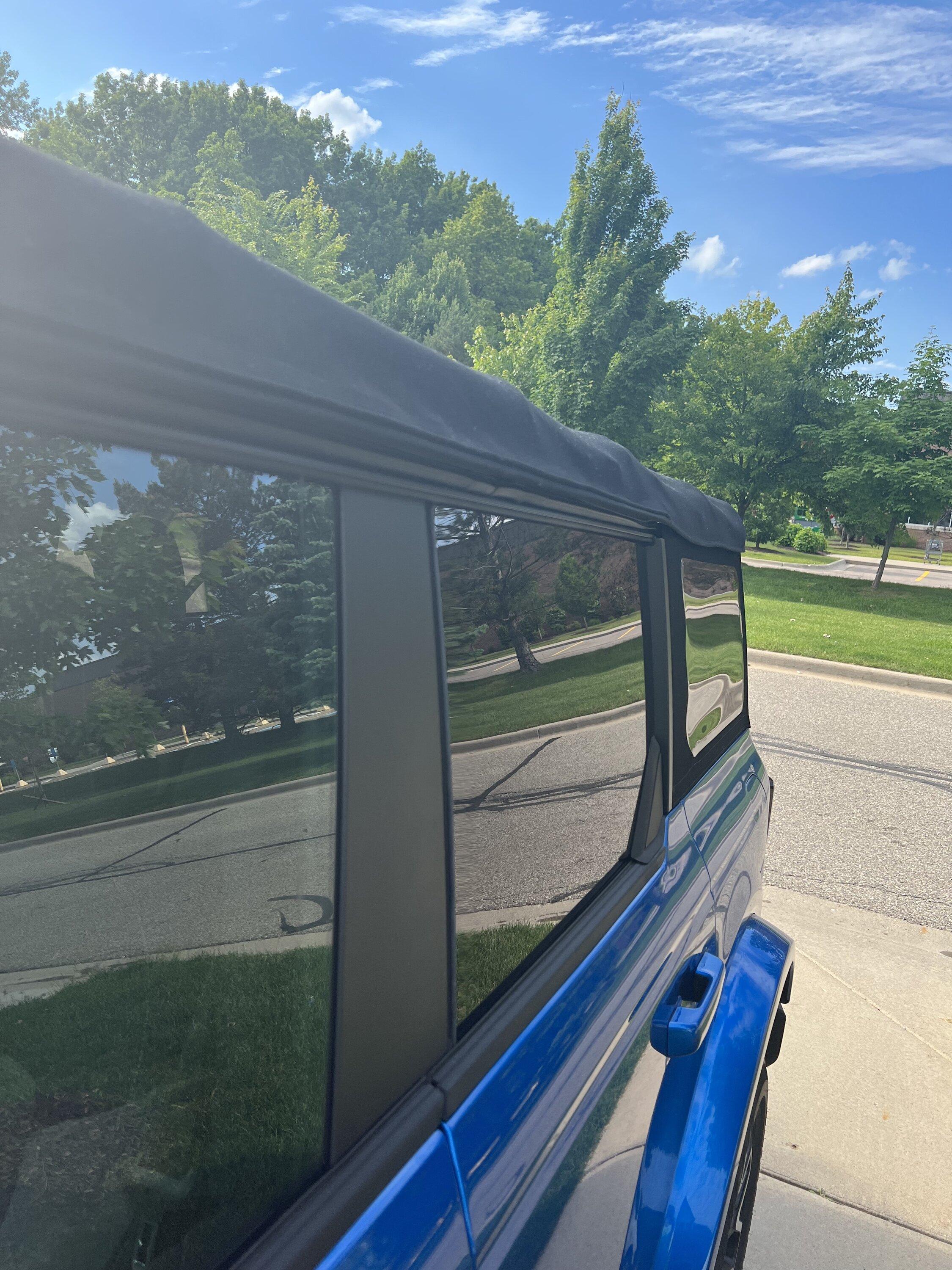 Ford Bronco Soft top looks strange after opening IMG_0789