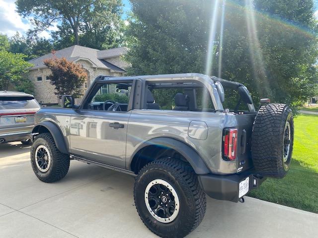 Ford Bronco 5/9 Build Week group. (ManSquatch Week) Bronco 1