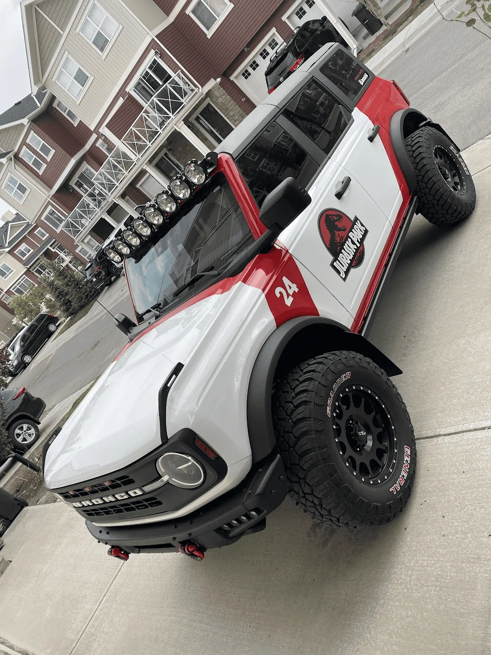 Ford Bronco Jurassic Park Bronco Build 1655131434232