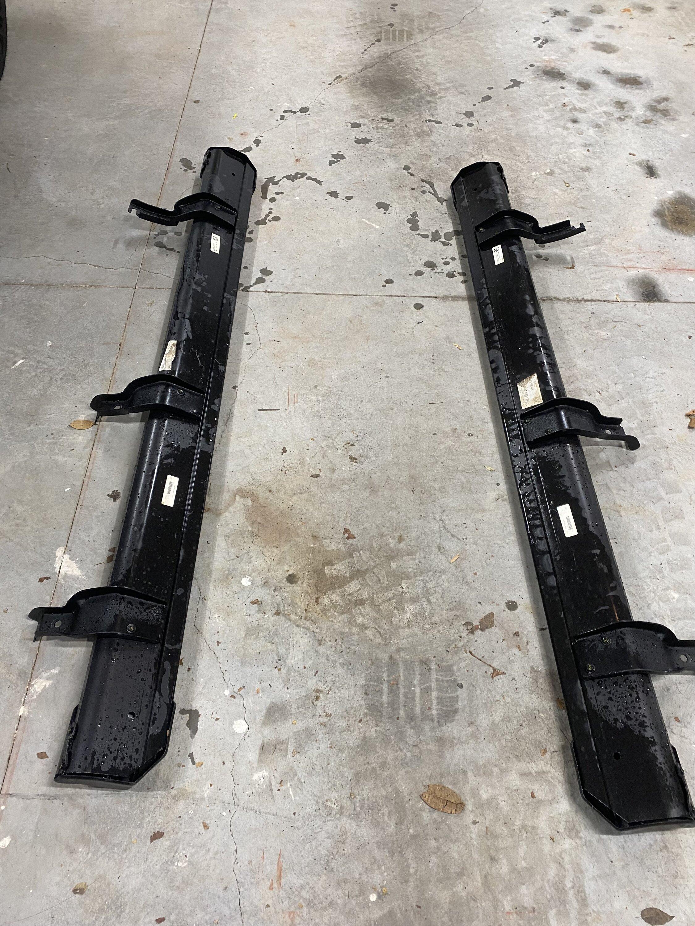 Ford Bronco SOLD.  Side Steps/Running Boards IMG_1208