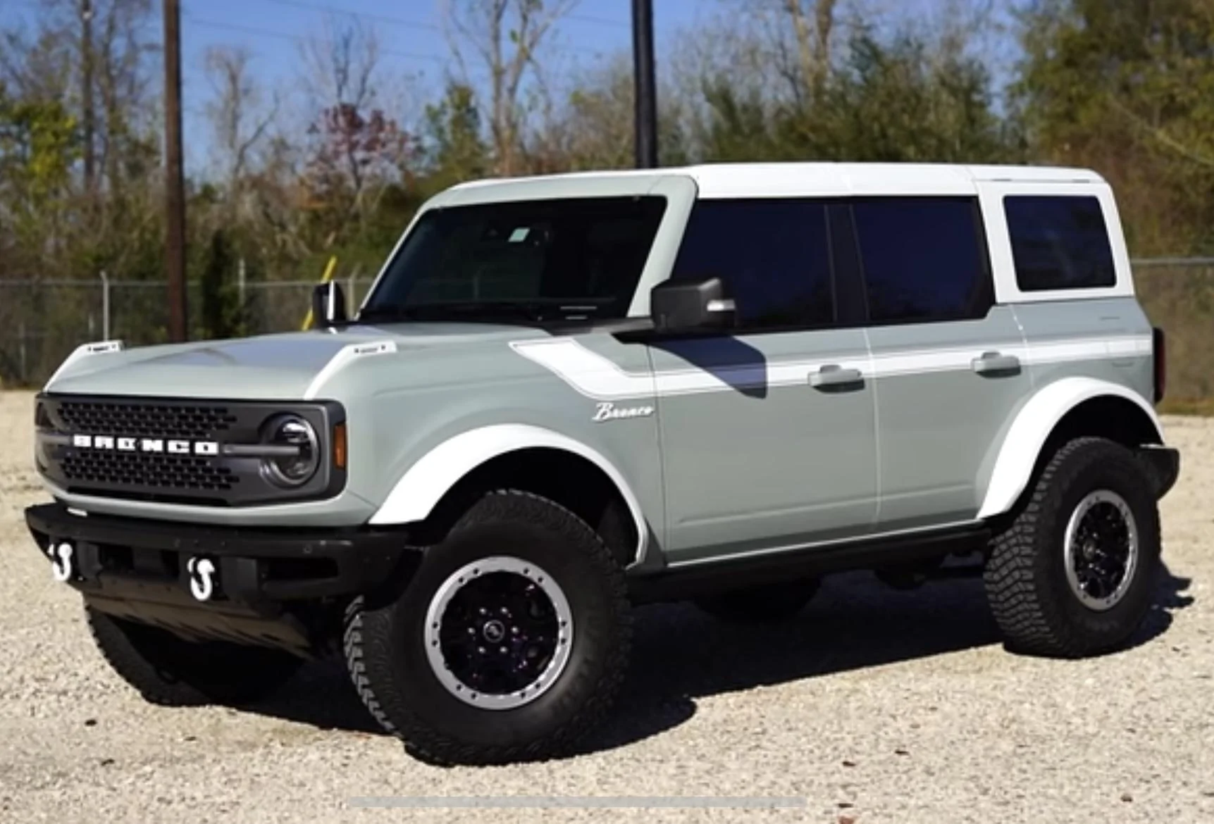 Ford Bronco CACTUS GRAY Bronco Club A5C3F1A6-B77D-473D-9384-57C7631AF03C