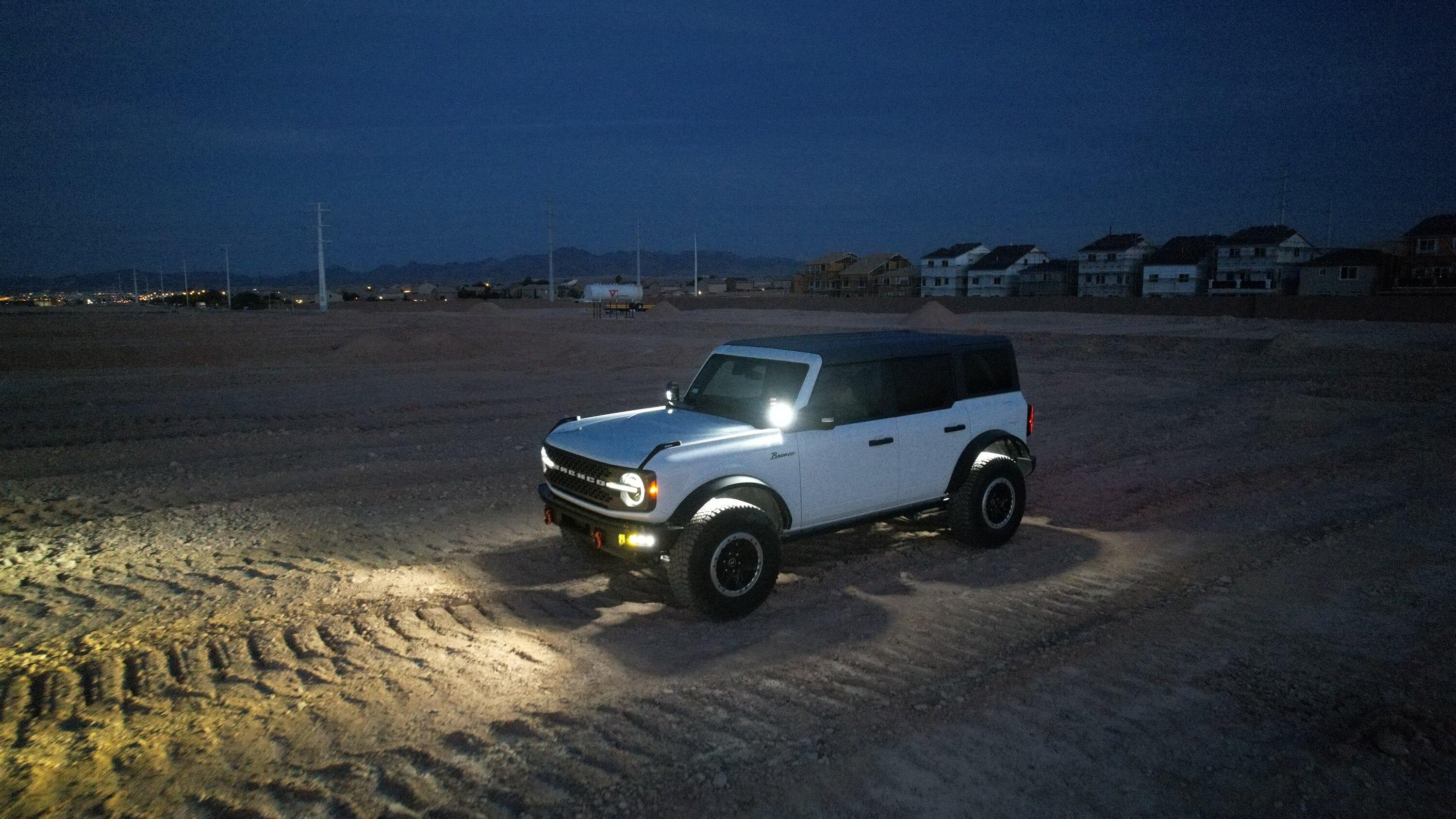 Ford Bronco Anyone installed Rock lights? DJI_0184.JPG