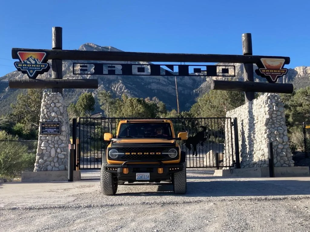 Ford Bronco Where to find this mod bumper mount light bar IMG_1018