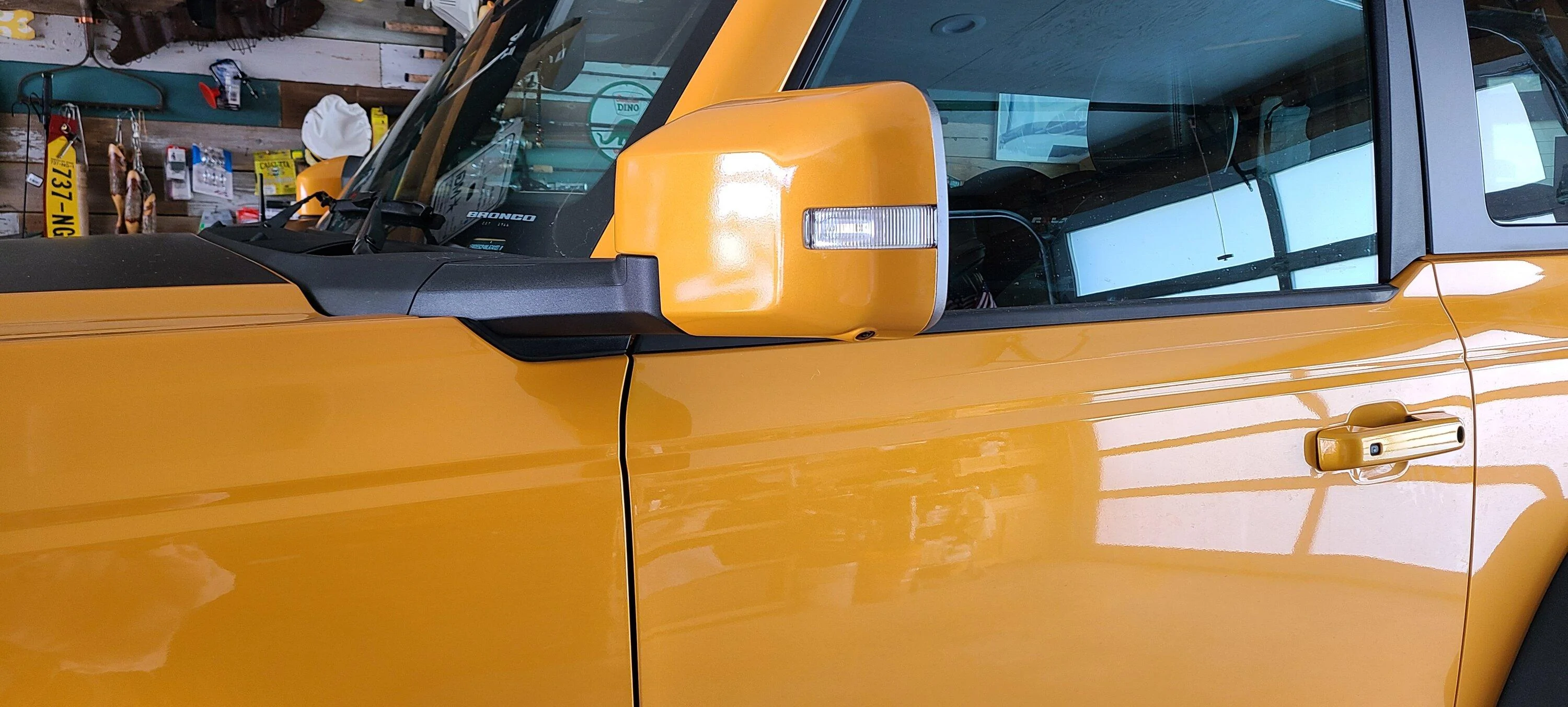 Ford Bronco Has anyone vinyl-wrapped their side mirrors? 20220331_142002