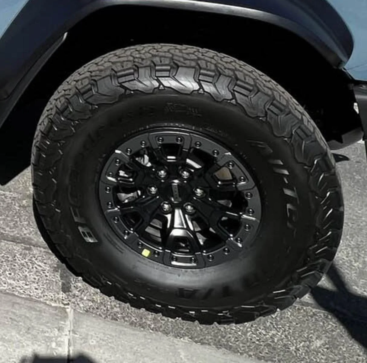 Ford Bronco Raptor beadlocks or not beadlocks 51FAA93A-2727-4B9F-97AC-A3F01B725FFD