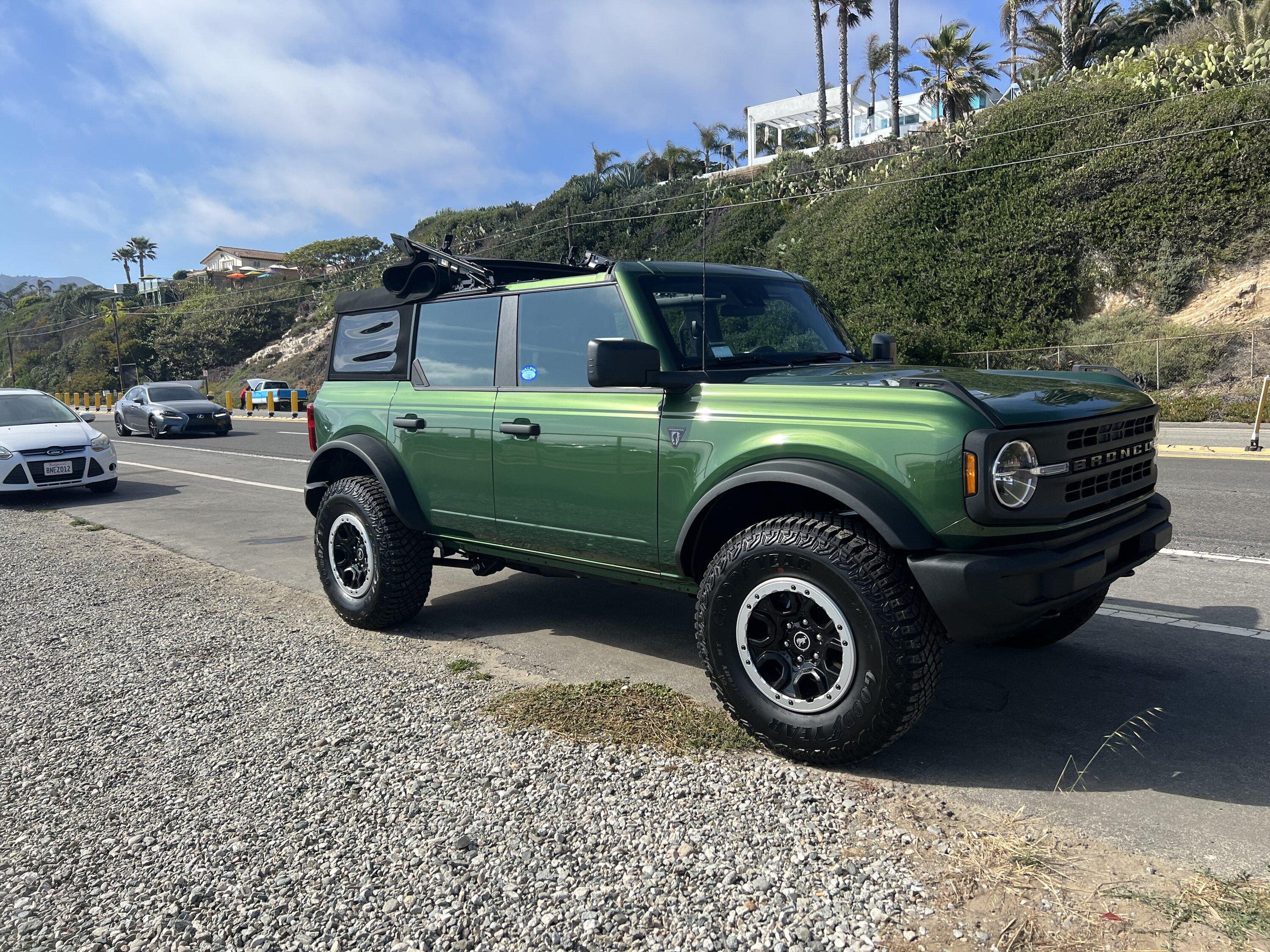 Ford Bronco ERUPTION GREEN Bronco Club IMG_2330