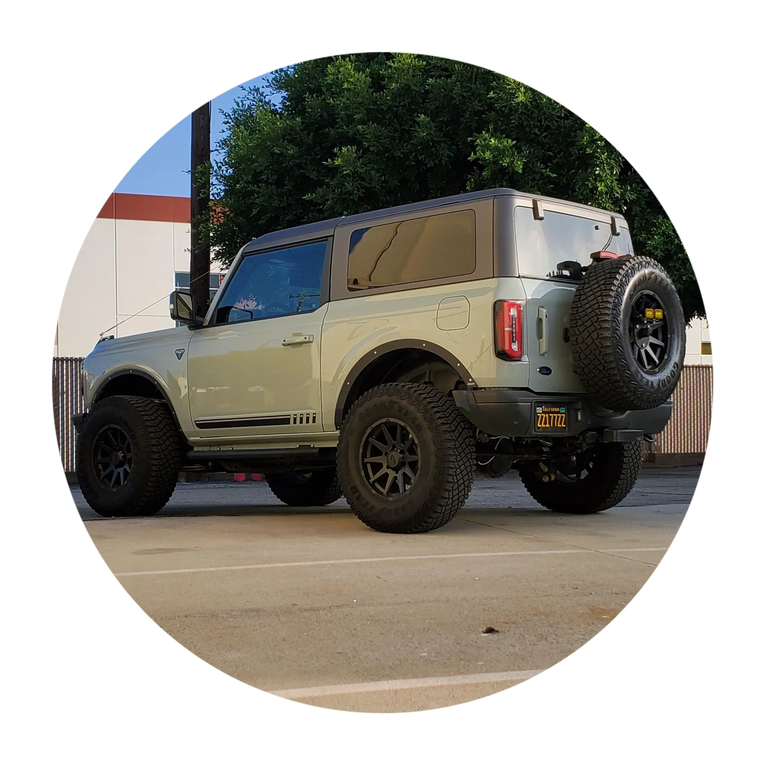 Ford Bronco Limb Risers Install PhotoGrid_Plus_1655432301429