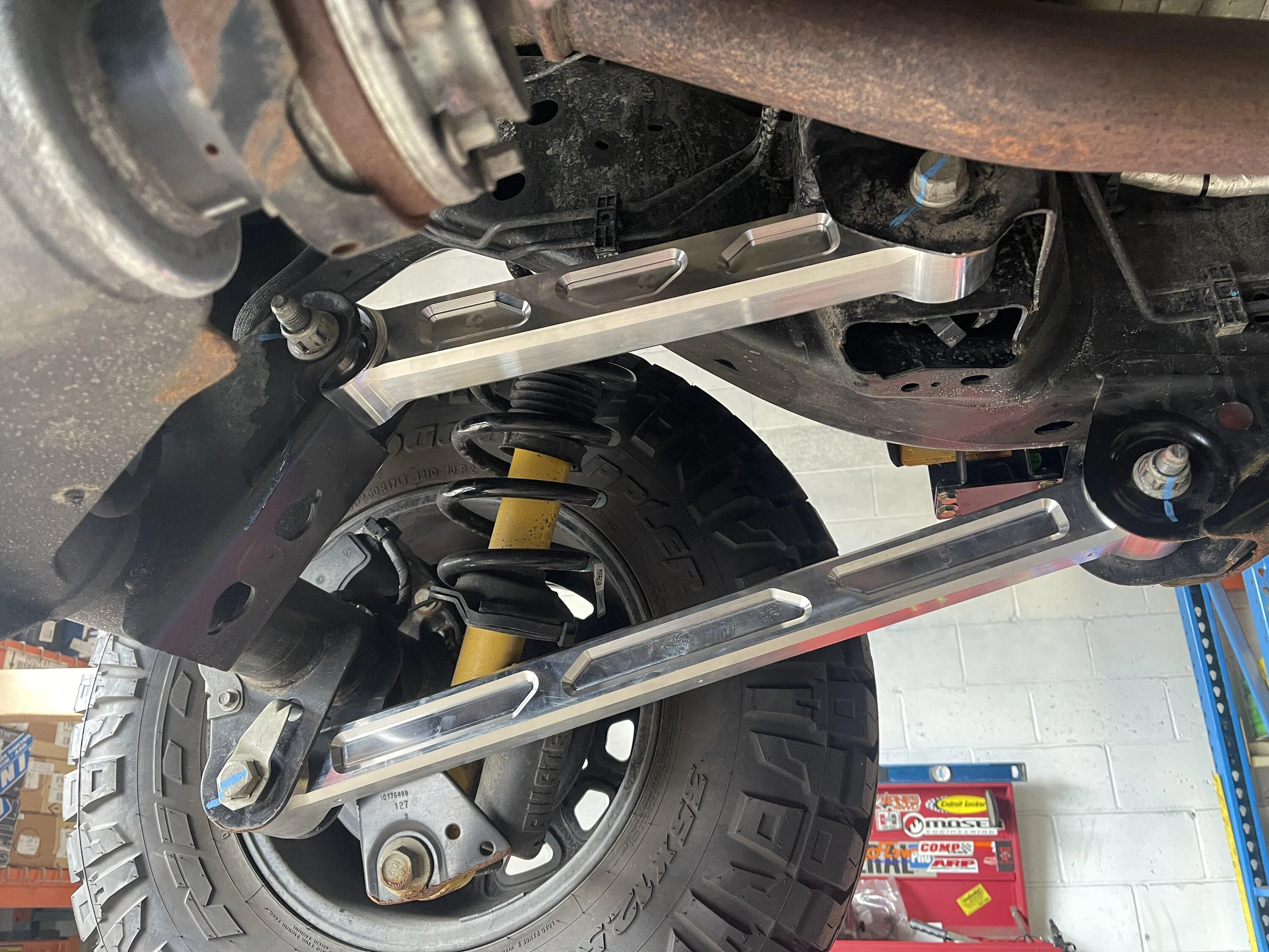 Ford Bronco Rear Link options IMG_8144
