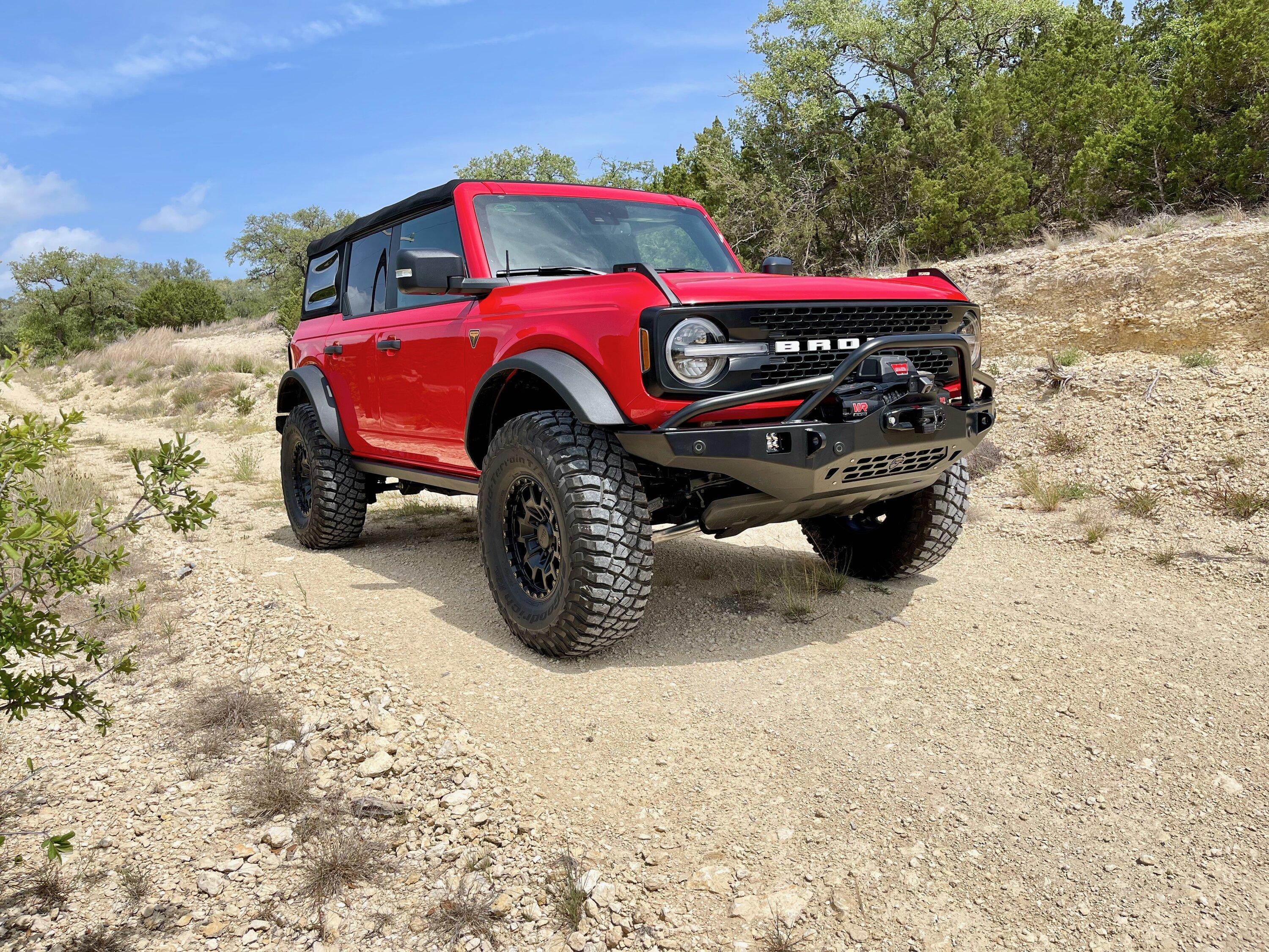 Ford Bronco LSM7581 Race Red Bronco Build IMG_7936