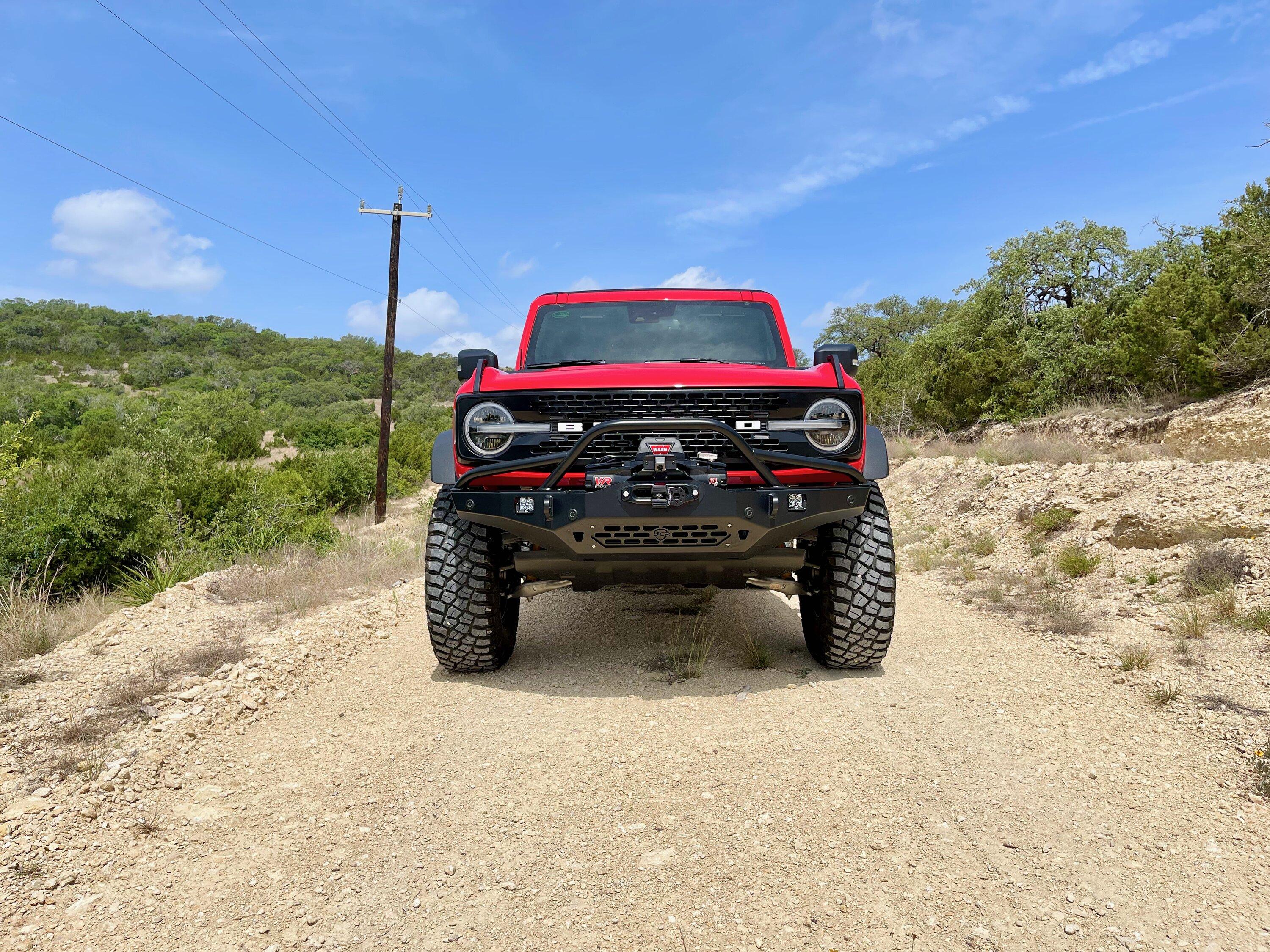 Ford Bronco LSM7581 Race Red Bronco Build IMG_7939