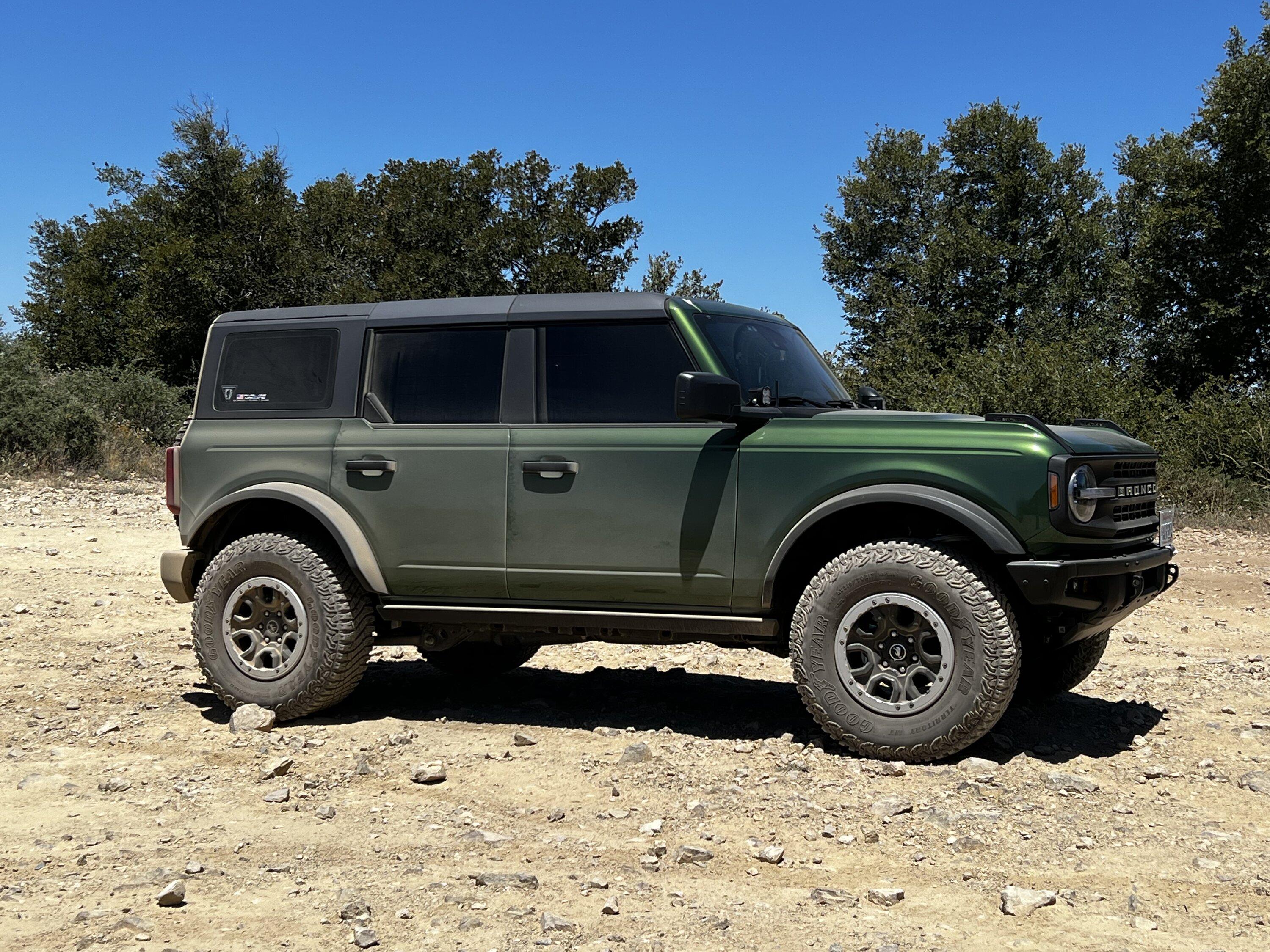 Ford Bronco ERUPTION GREEN Bronco Club BBD94CF3-0C7C-4B7C-9E85-E535AE17F651