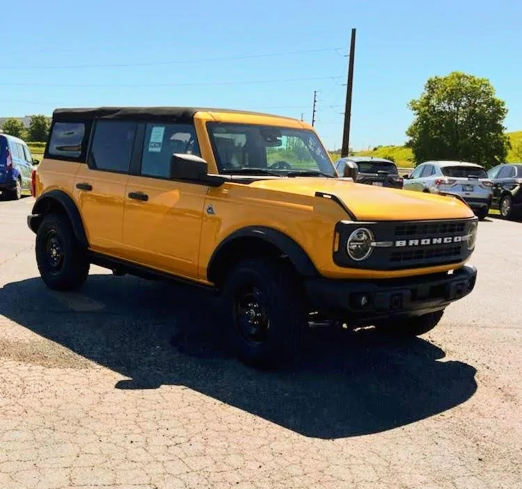 Ford Bronco Who's a 7/19 build? IMG952571