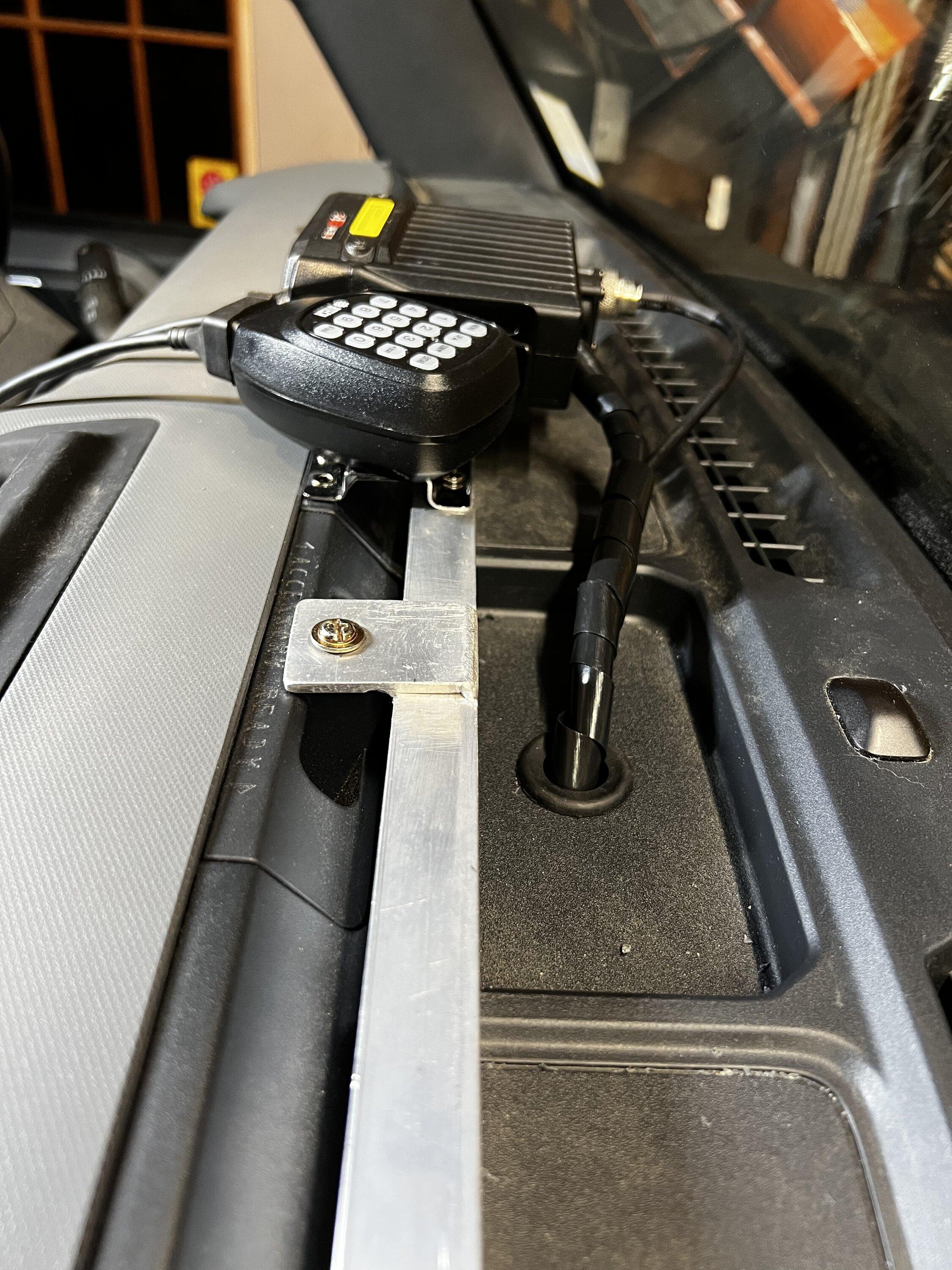 Ford Bronco Dashboard USB Ports on Non-Lux Bronco 2719DF8A-08BE-4651-9292-E1B53D0E0FD3