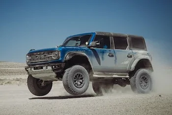Ford Bronco Am I basic? Bronco Raptor Revi
